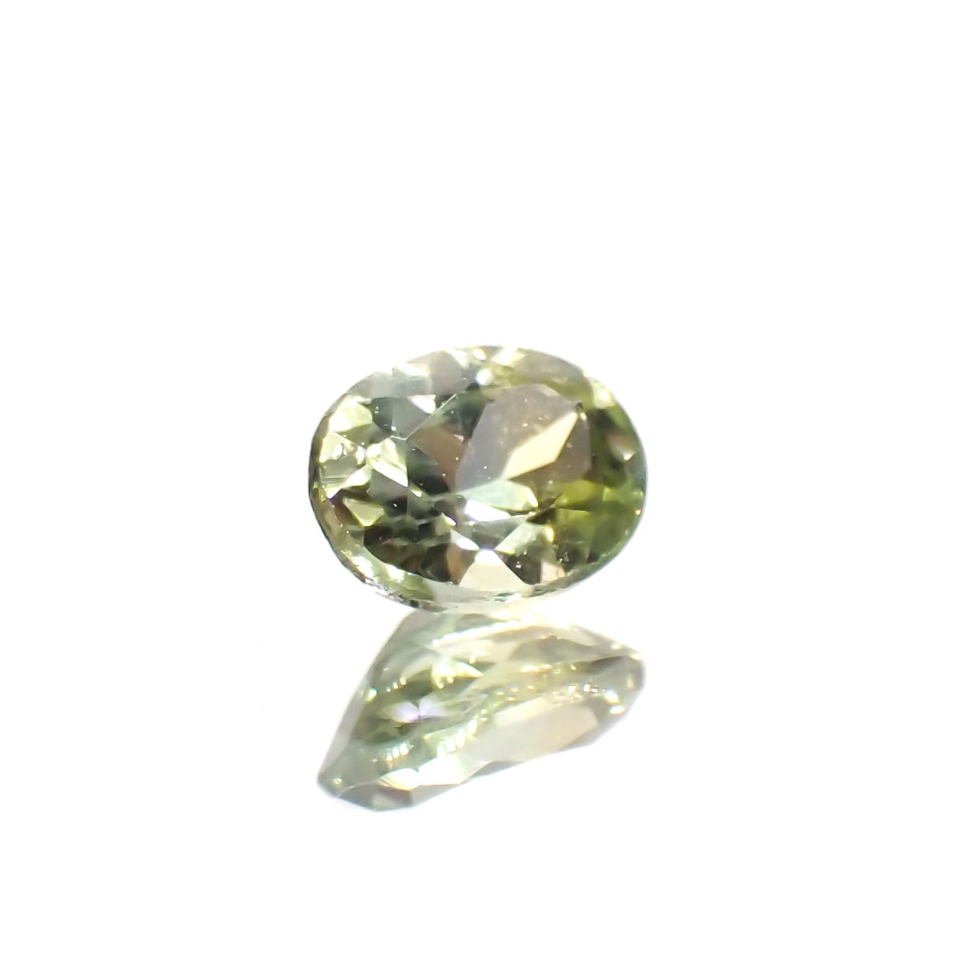 モンタナサファイア(宝石名サファイア)アメリカ・モンタナ州産 0.25ct 識別済[230321280]4.2x3.1mm前後