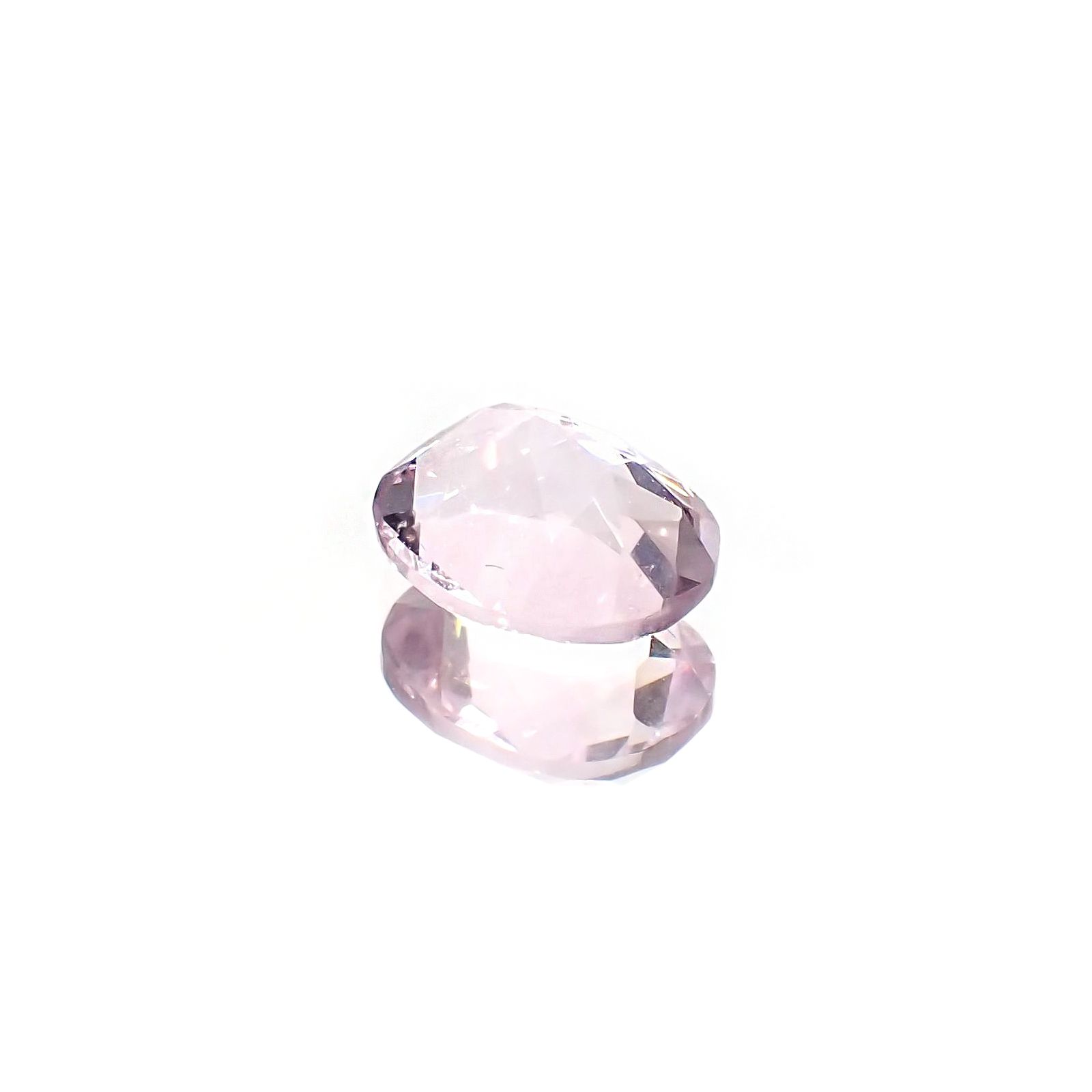 ピンクフローライト(宝石名フルオライト)ブラジル産 識別済 3.30ct / 10.2x8.1mm前後 [220115135]
