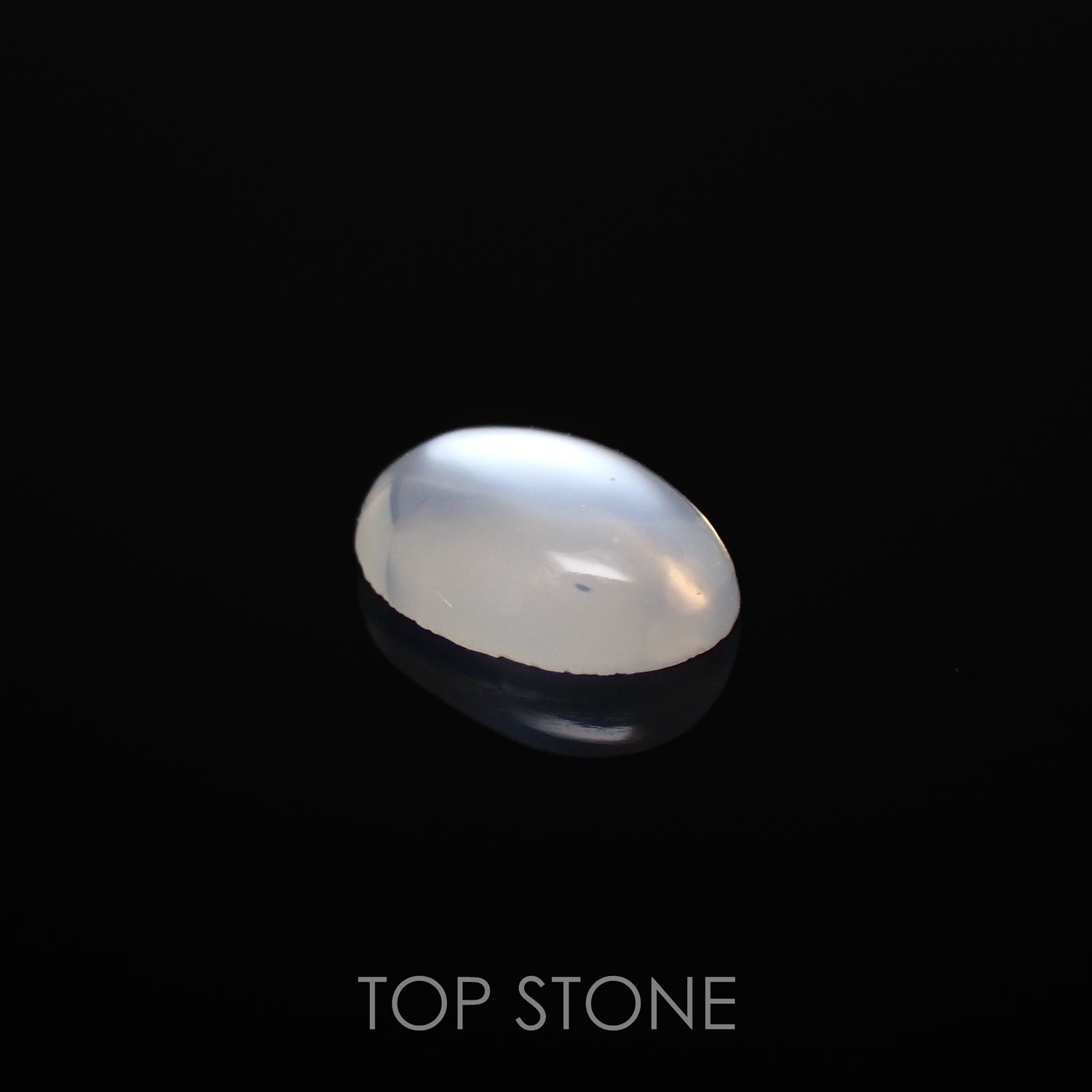 ムーンストーン(宝石名ムーンストーン)インド/スリランカ産 0.95ct 識別済[220515796]8.1x5.9mm前後