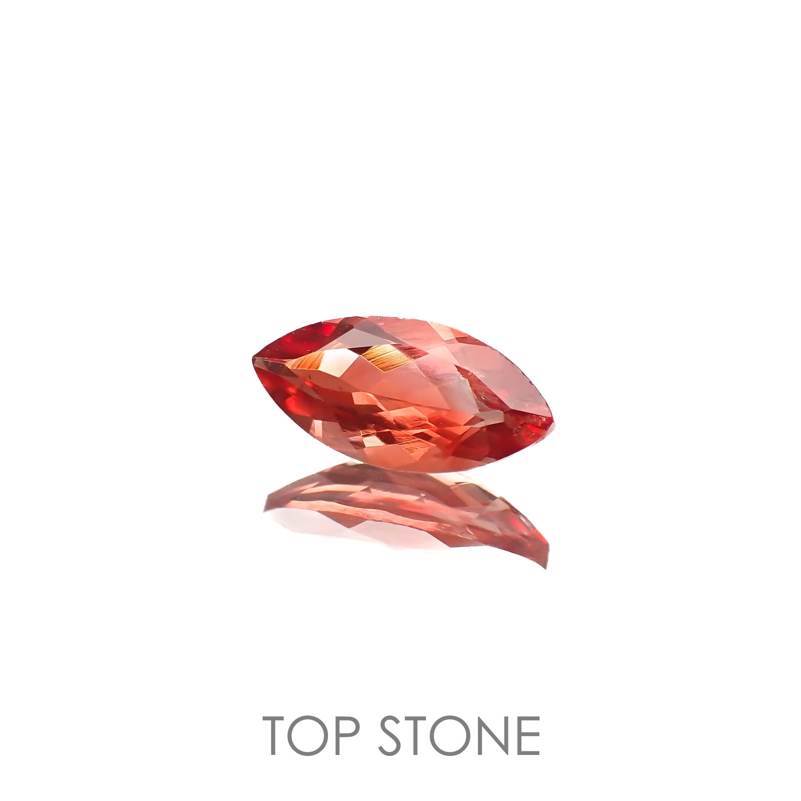 レッドラブラドライト(宝石名ラブラドライト)エチオピア産 0.85ct 識別済[221018257]10.1x4.8mm前後