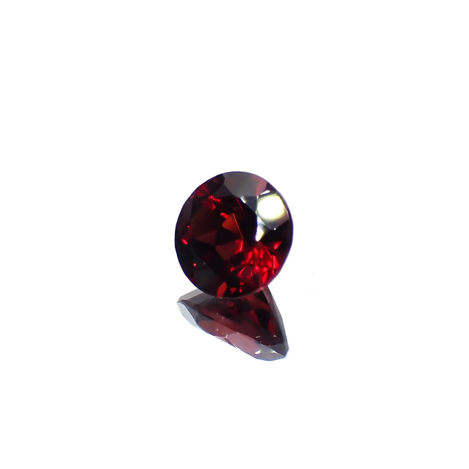 パイラルスパイトガーネット モザンビーク産 1.37ct[231225207]6.5x6.5mm前後