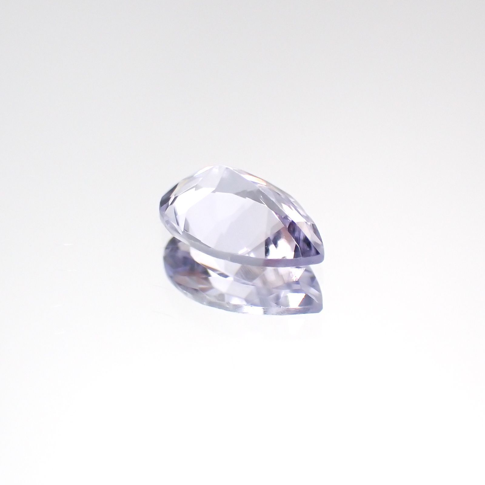 ラベンダーゾイサイト(宝石名ゾイサイト)タンザニア産 0.34ct 識別済[230622416]5.9x3.8mm前後
