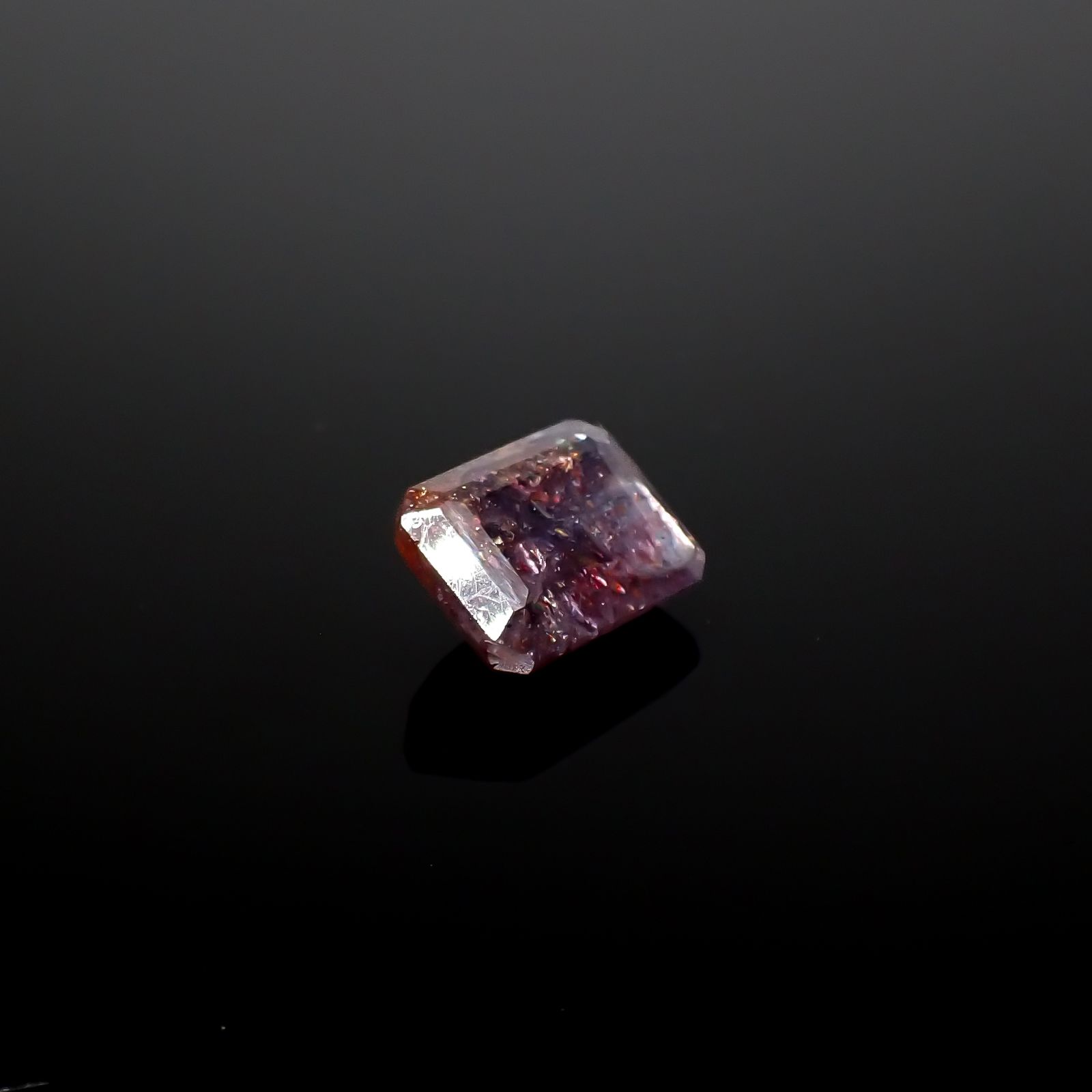 ブラッドショットアイオライト インド産 2.96ct[240125382]9.7x7.5mm前後