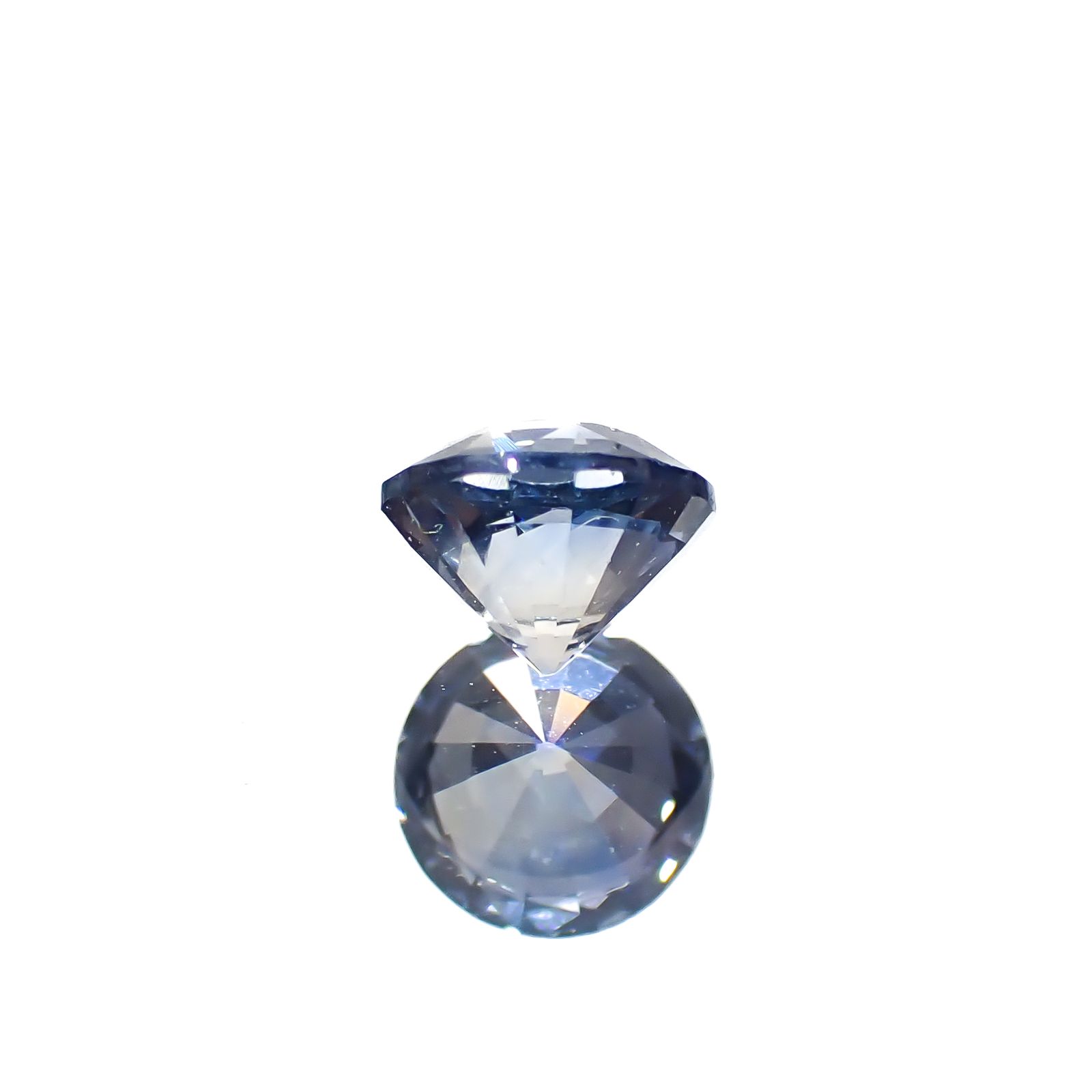 アイスブルーサファイア スリランカ産 0.45ct[240828660]4.4x4.4mm前後