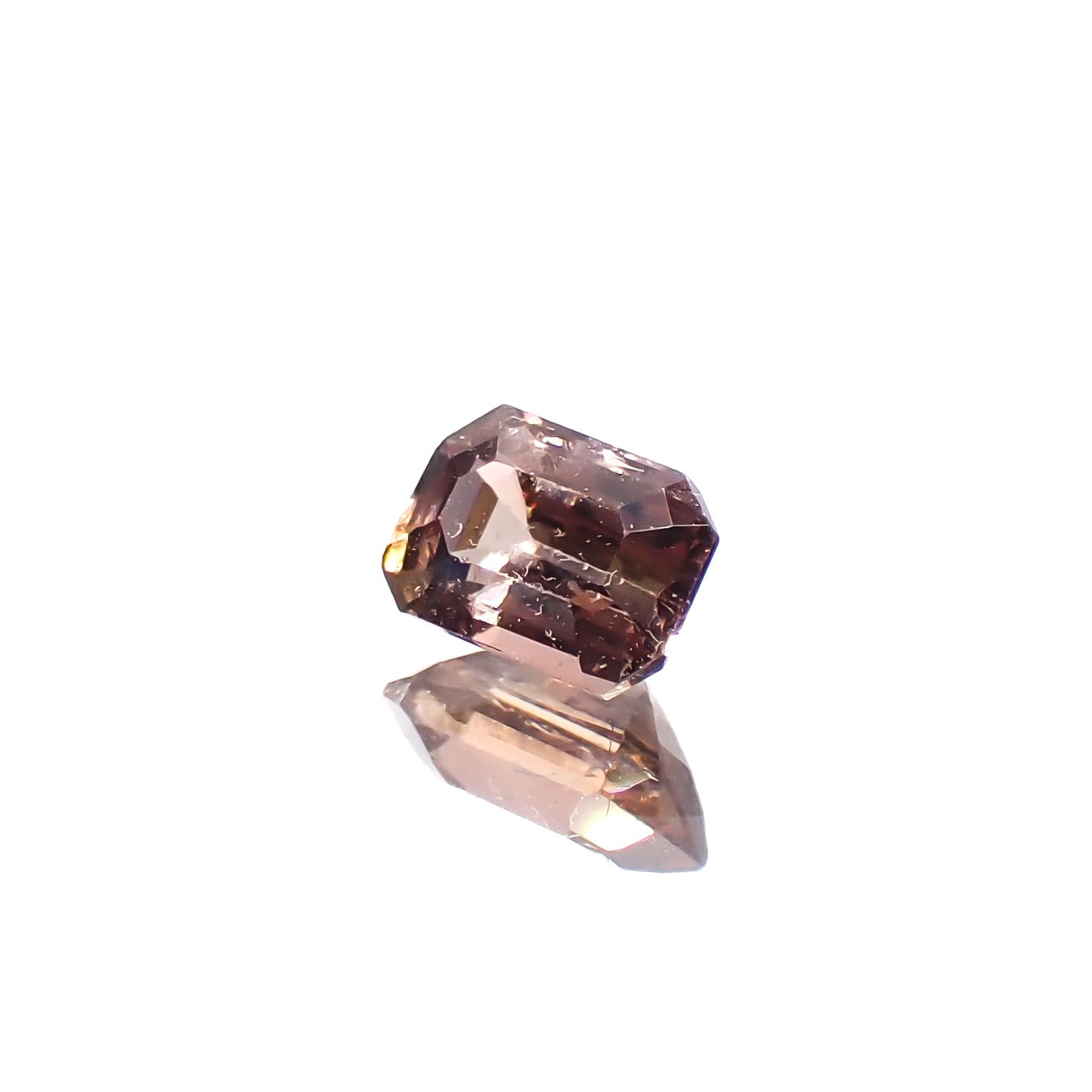 アキシナイト パキスタン産 0.36ct[240628366]4.8x3.3mm前後