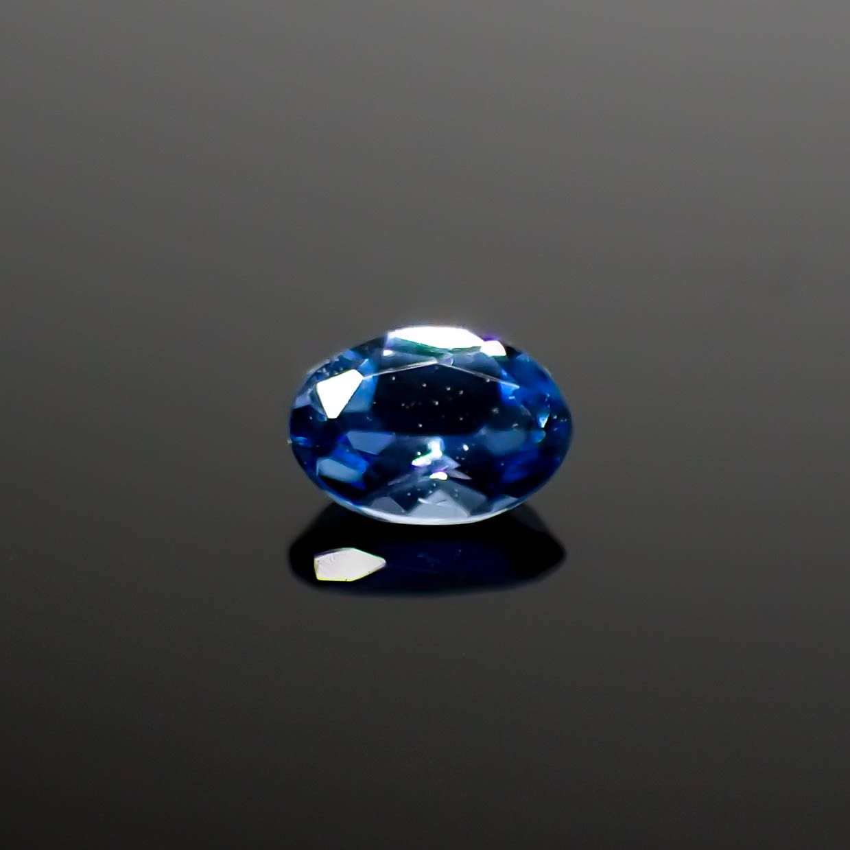サンタマリアアクアマリン ブラジル産 0.12ct[240225991]3.9x2.7mm前後