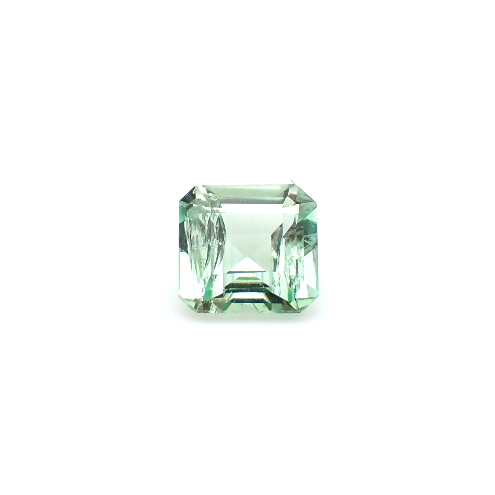 バナジウムコーネルピン(宝石名コーネルピン)タンザニア・タンガ州産 識別済 0.57ct / 4.9x4.8mm前後 [260816764]