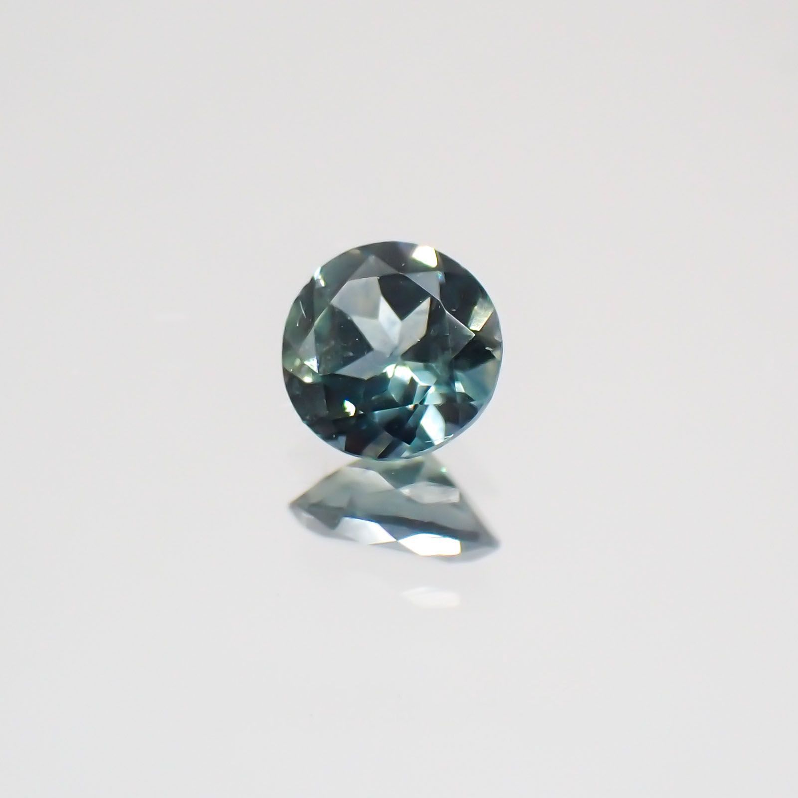 モンタナサファイア アメリカ産 ルース 0.17ct[21029911]3.5×3.5mm前後