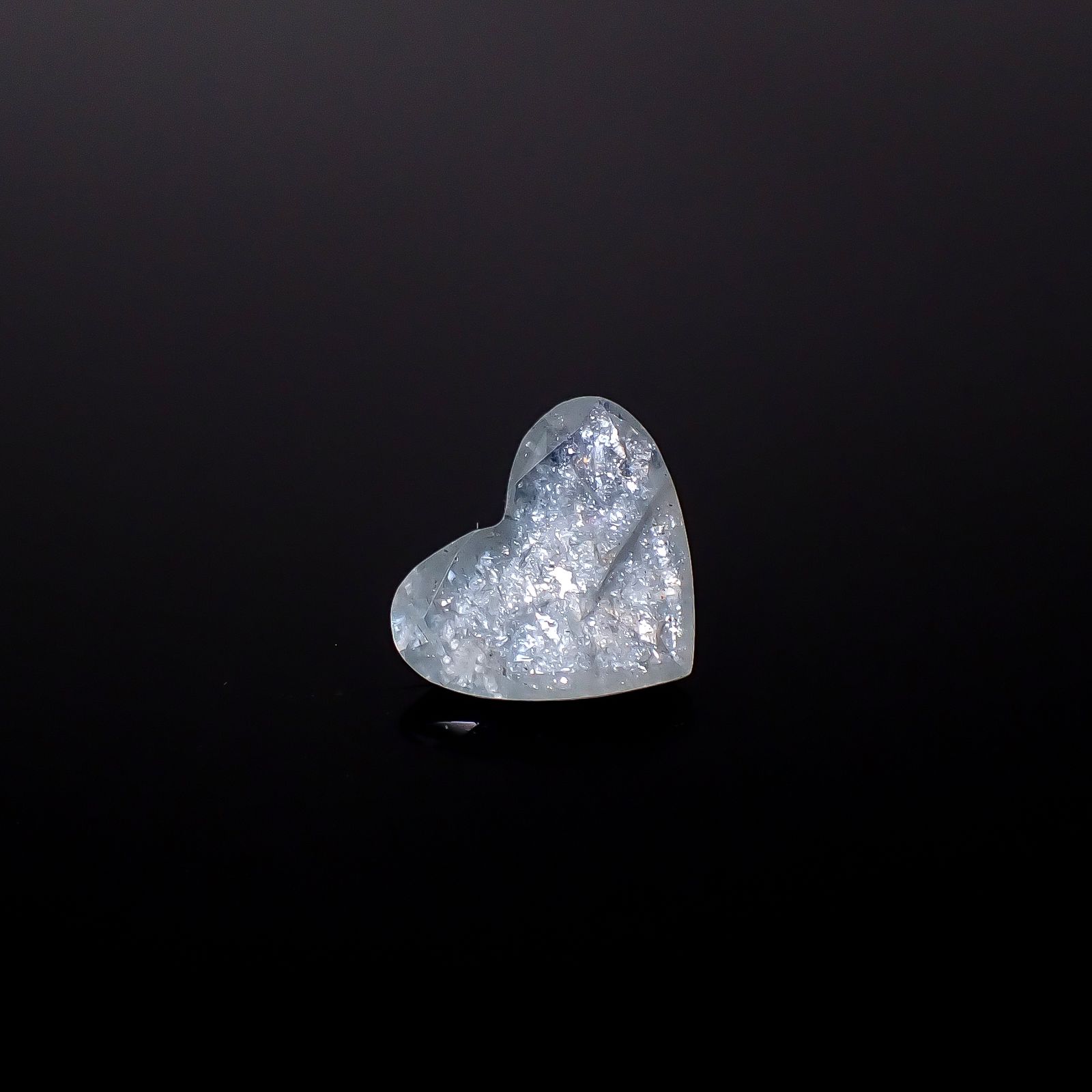 イリデッセンスアクアマリン ブラジル産 2.62ct / 9.4x11.4mm前後 [250730851]