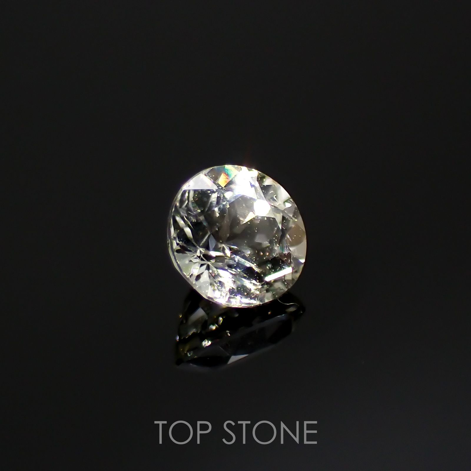 リューコガーネット(宝石名ホワイト グロッシュラー・ガーネット)ビルマ産 0.26ct 識別済[220115444]3.6x3.6mm前後