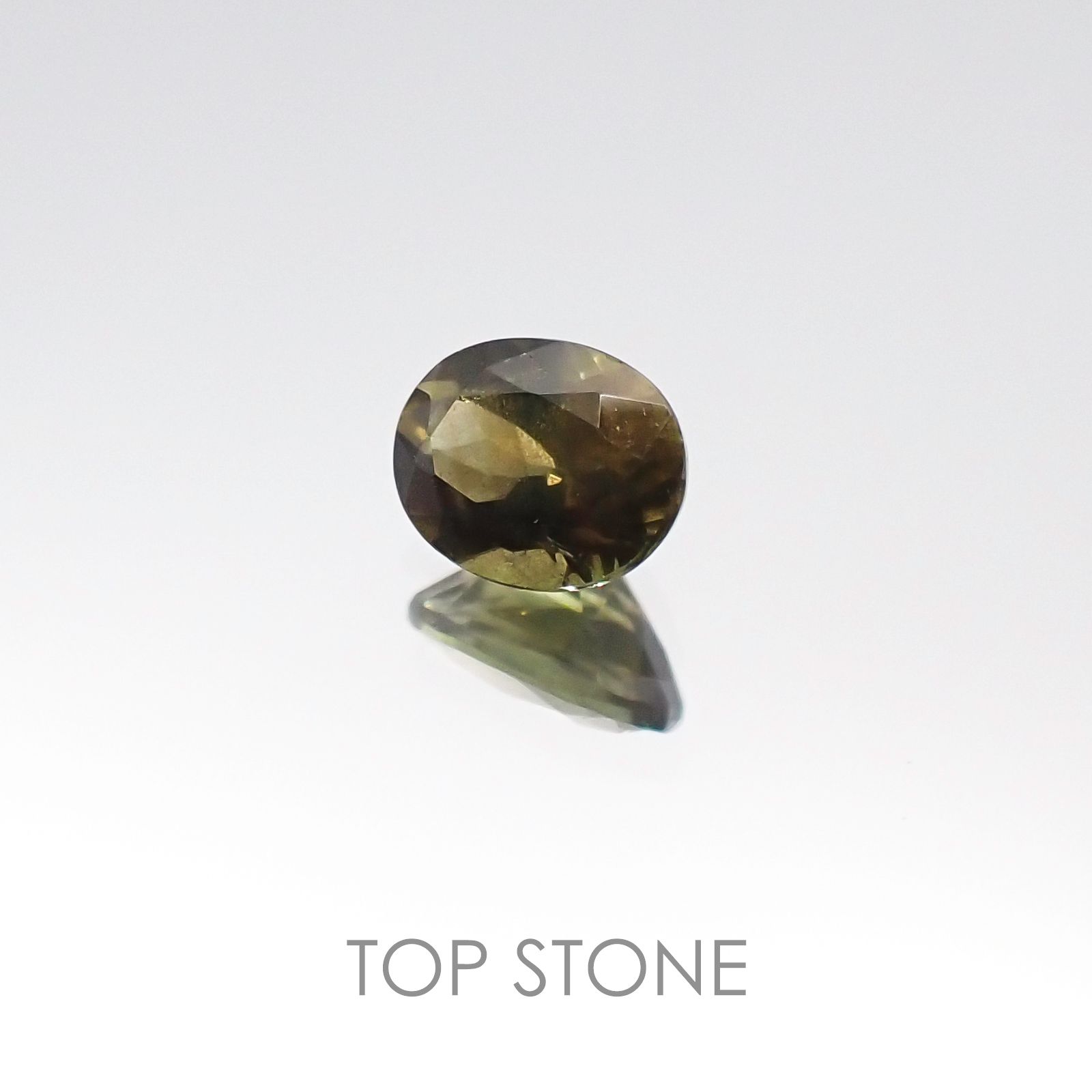 ゴールドシーンサファイア(宝石名シーン・サファイア)ケニア産 0.38ct 識別済[220717172]4.7x3.7mm前後