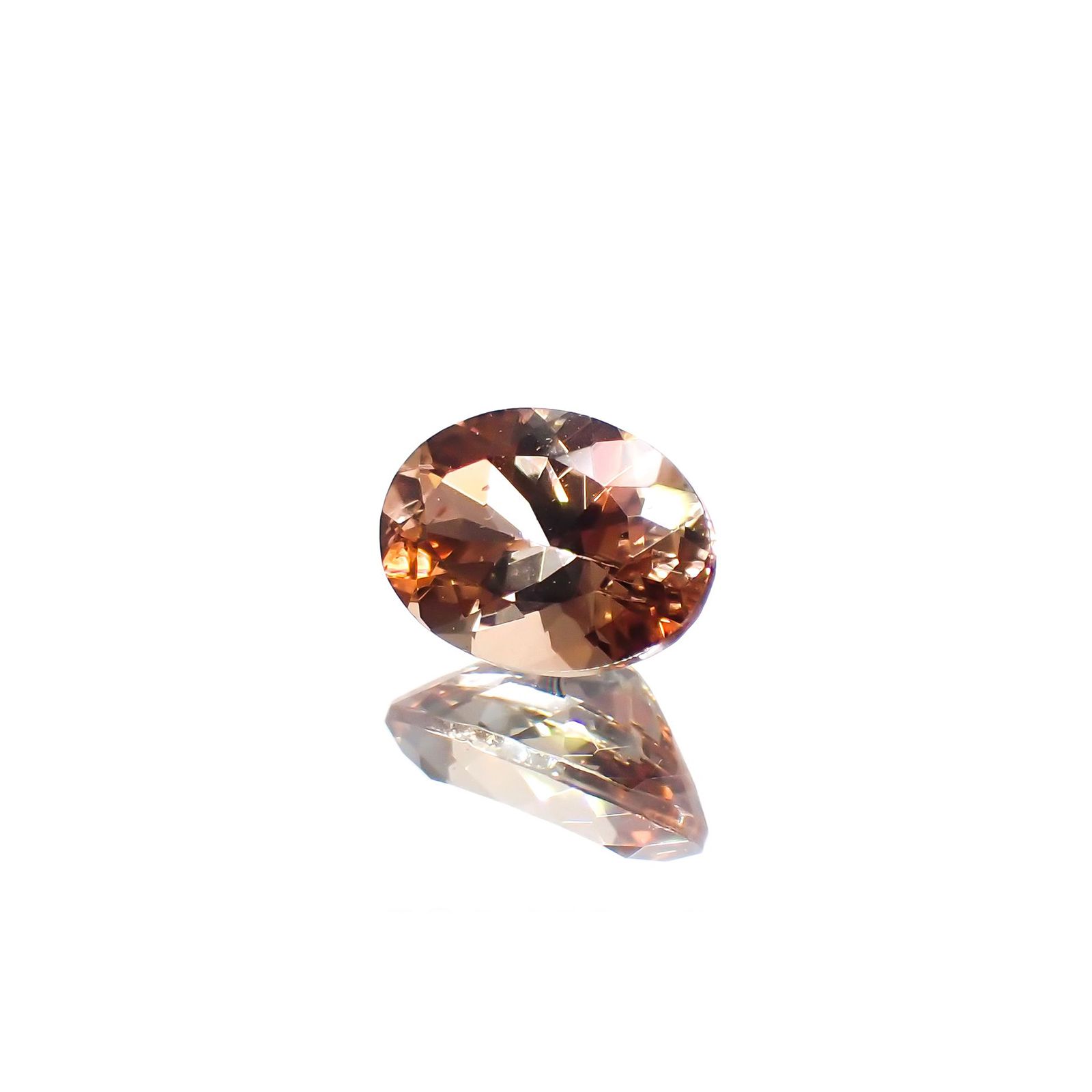 アンダリュサイト(宝石名アンダリュサイト)スリランカ/モザンビーク産 0.87ct 識別済[220114423]7x5mm前後