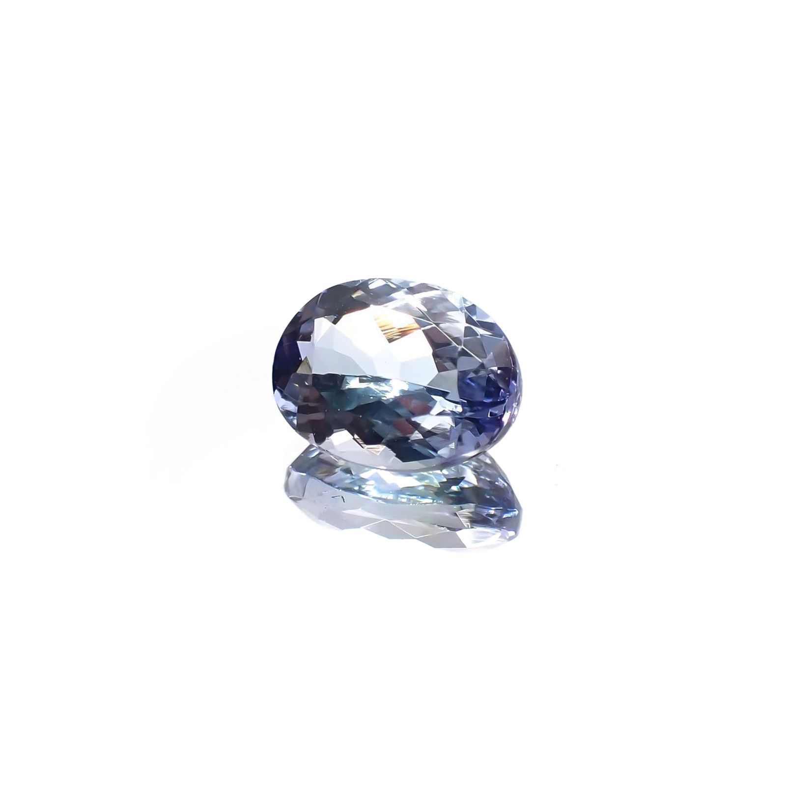 バイカラータンザナイト(宝石名タンザナイト) タンザニア産 ソ付(彩珠) 1.544ct / 8.1x6mm前後 [210711819]