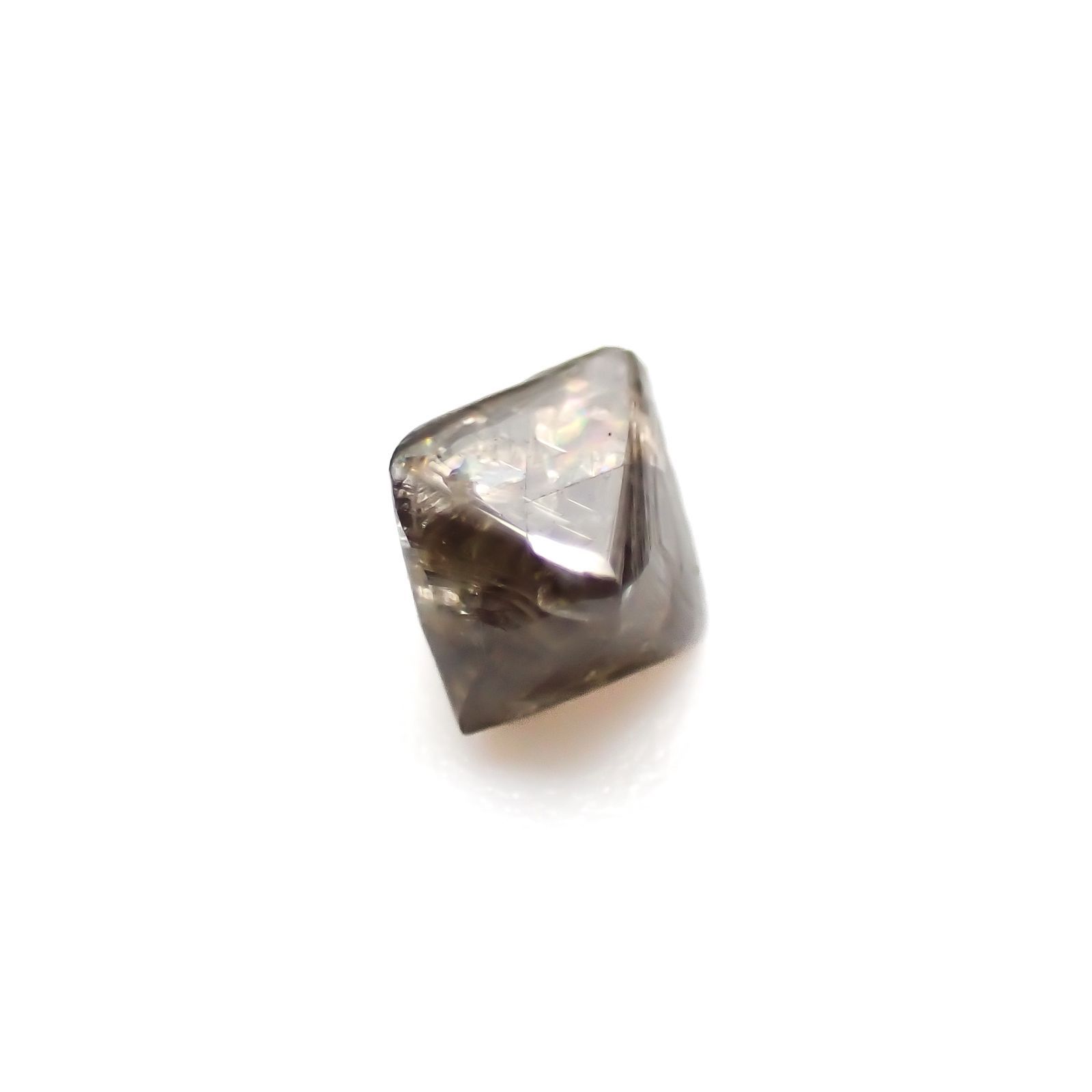 ソーヤブルダイヤモンド 原石 0.38ct[221018599]4.5x4.1mm前後