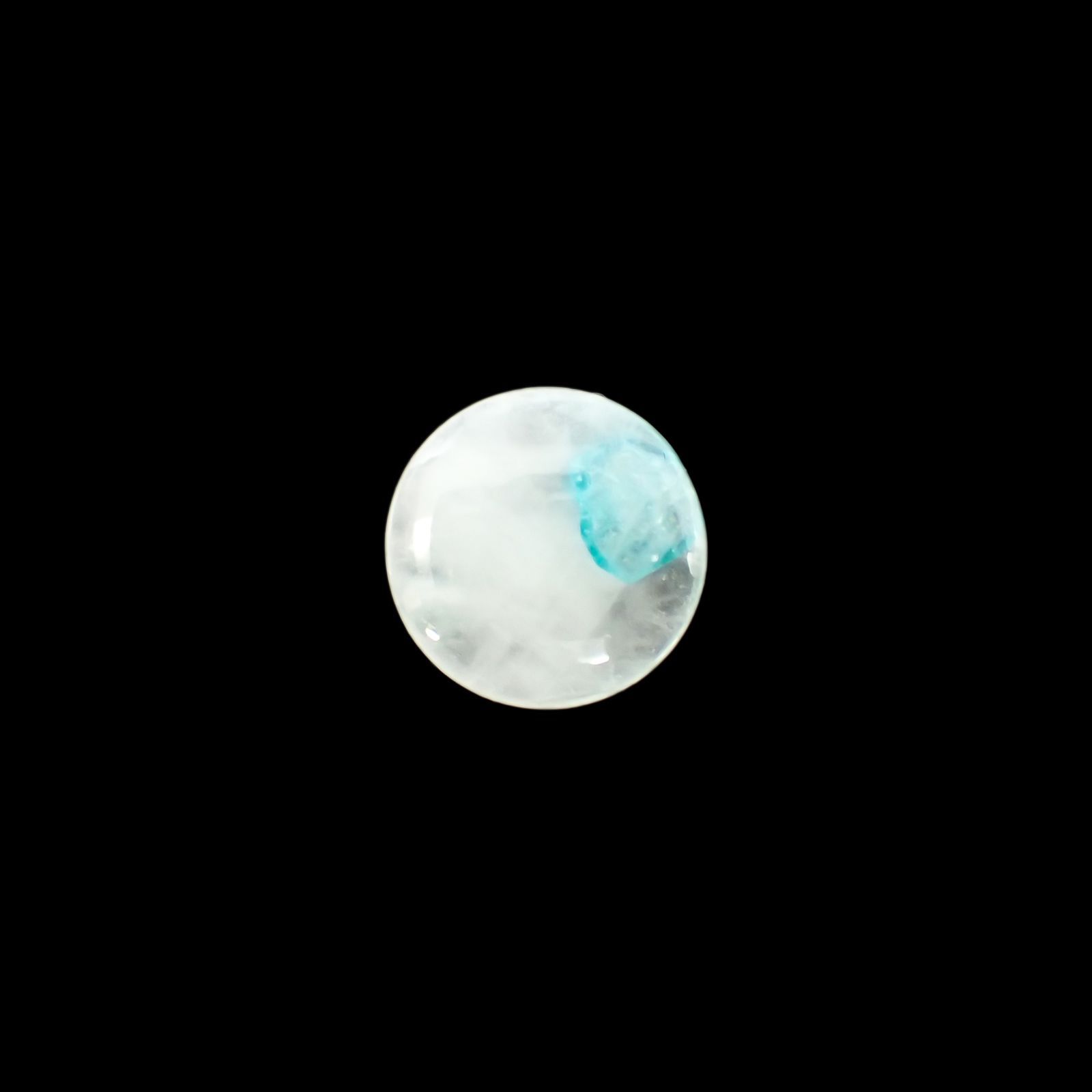 パライバトルマリンインクォーツ(宝石名トルマリンインクォーツ/別名パライバ・トルマリンインクォーツ) ブラジル産 1.612ct ソ付(宝貴協)[210812954]9.1×9.0mm前後