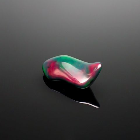 ◇バロック型◇ブラックオパール(宝石名オパール/加熱処理) エチオピア産 0.95ct 識別済[210913251]11.5×6.5mm前後