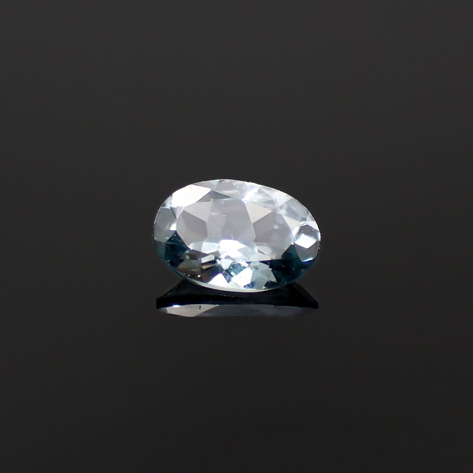 グレースピネル タンザニア産 0.48ct[230421543]5.9x4.1mm前後