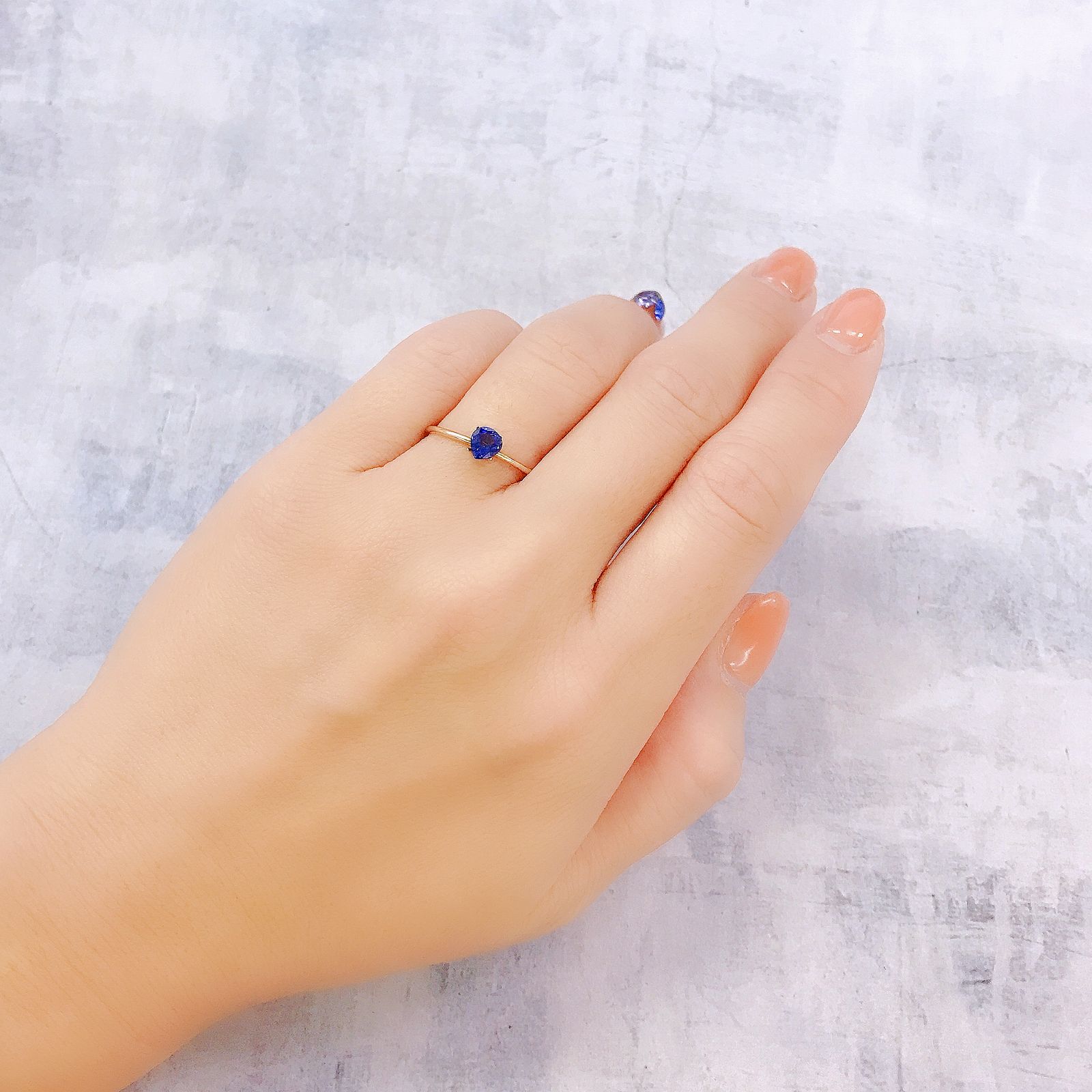 サファイア(宝石名サファイア)スリランカ/マダガスカル産 0.62ct 識別済[220917643]5x4.6mm前後