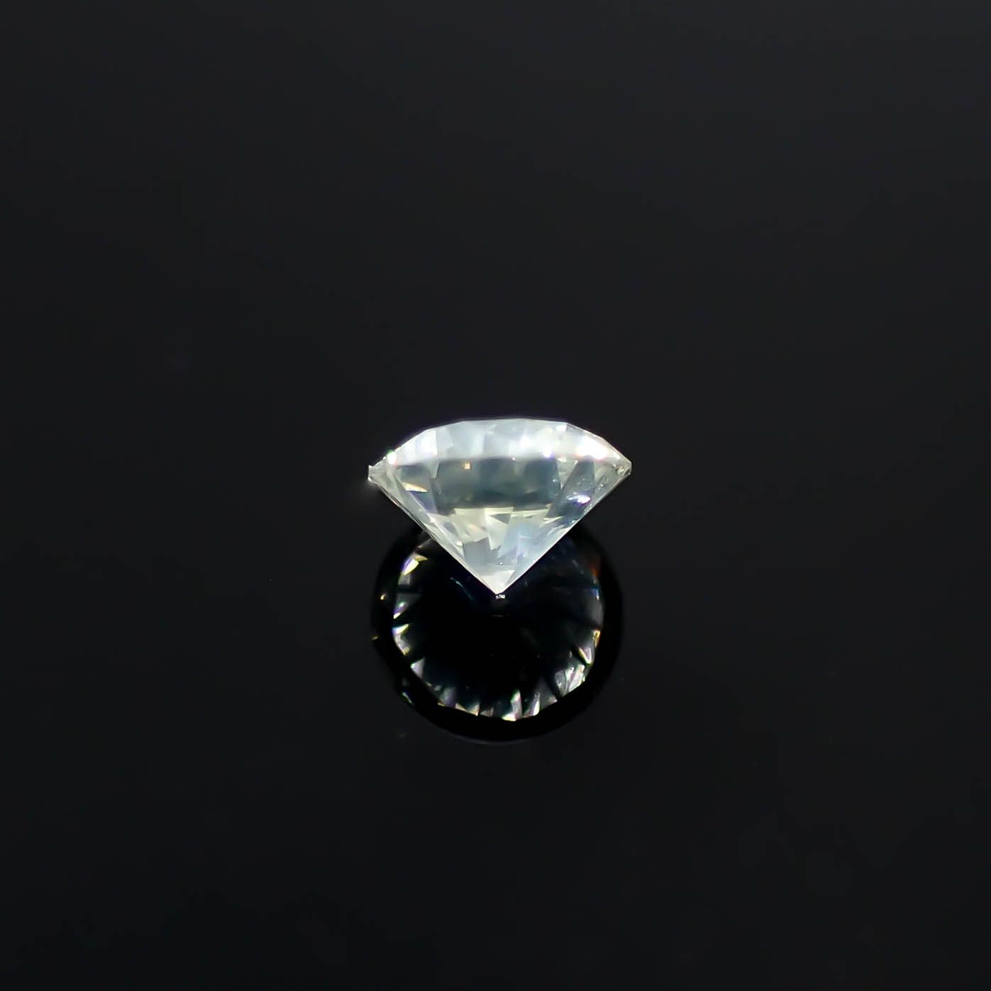 シルキーダイヤモンド 0.10ct [250730764]3x3mm前後
