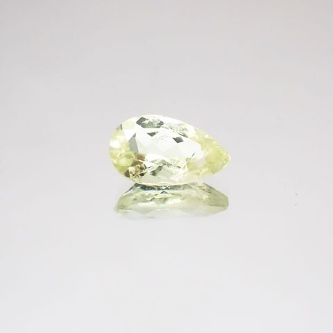 ブラジリアナイト(宝石名ブラジリアナイト) ブラジル産 1.22ct 識別済[210510750]9.5×5.6mm前後