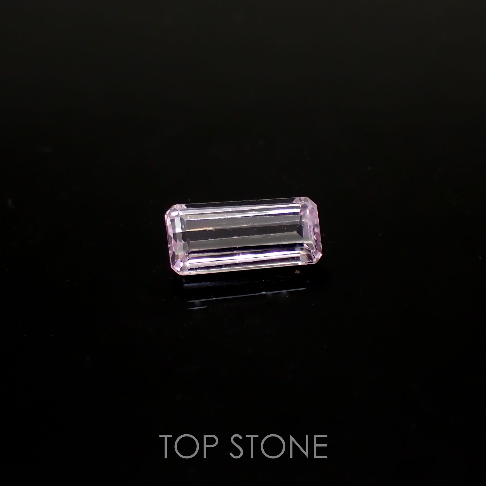 クンツァイト アフガニスタン産 2.30ct[220616344]11.5x5.3mm前後
