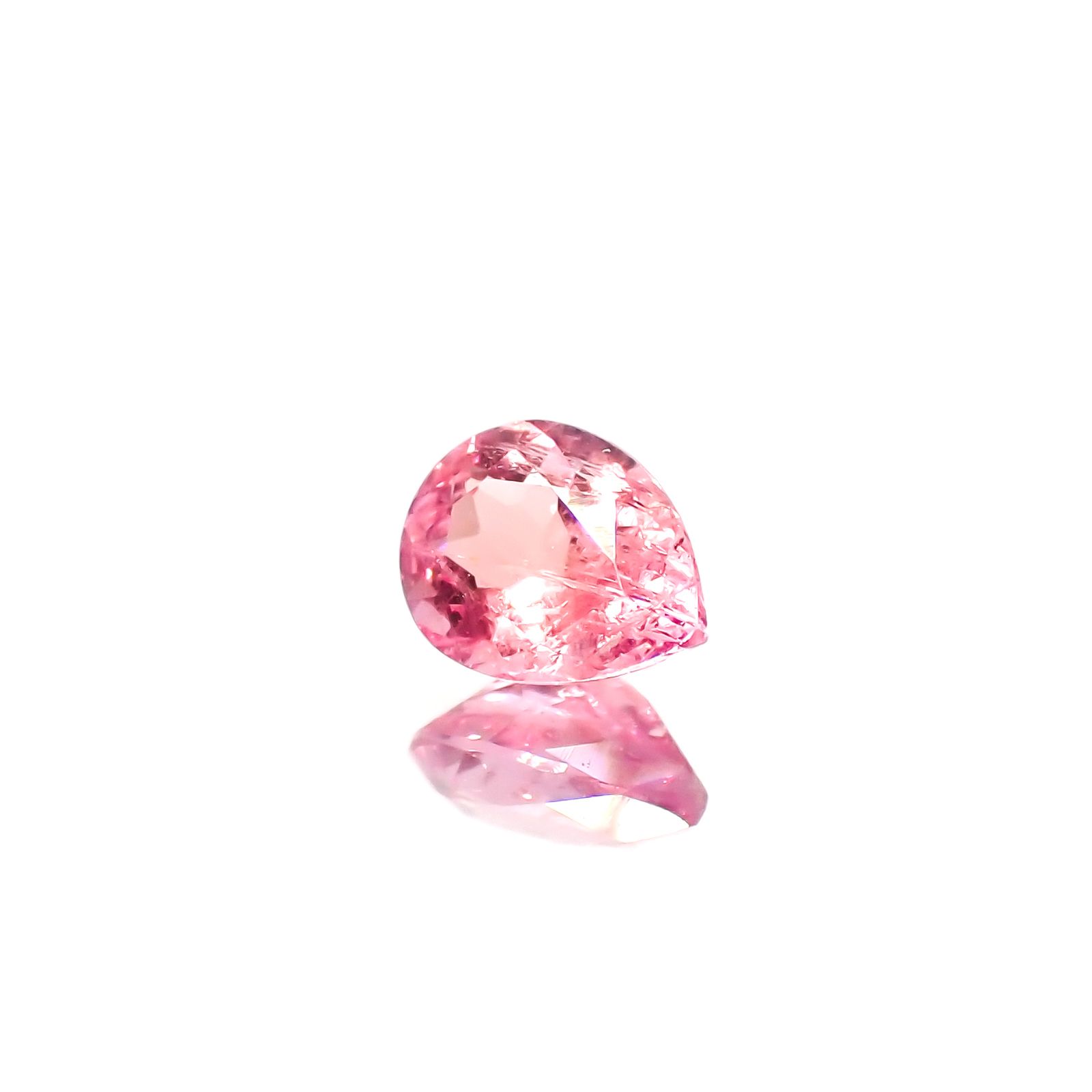 ペツォッタイト(ラズベリル)(宝石名ペツォッタイト)マダガスカル産 0.370ct ソ付(彩珠)[240226153]5.1x3.9mm前後