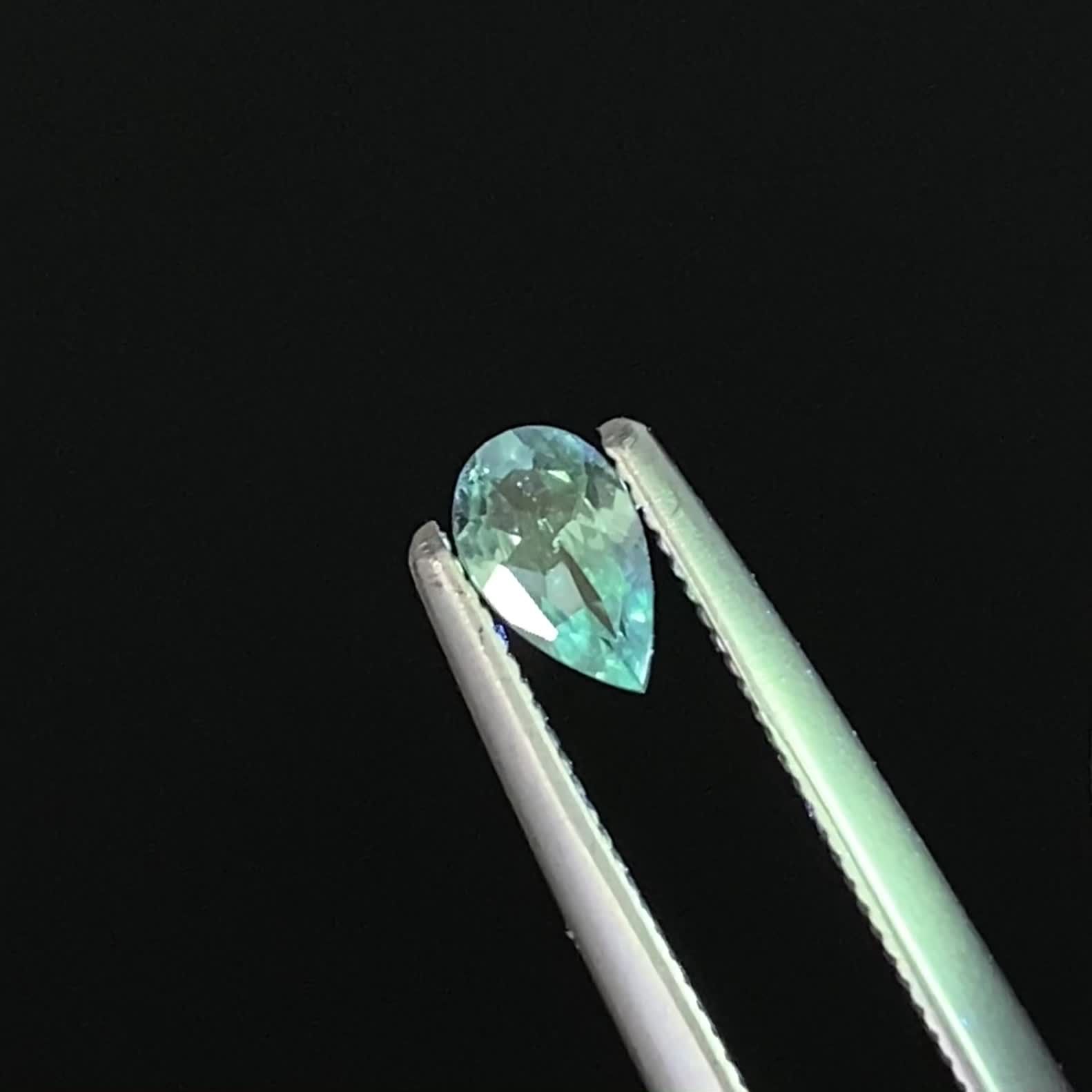 ブルーグリーンコーネルピン0.23ct