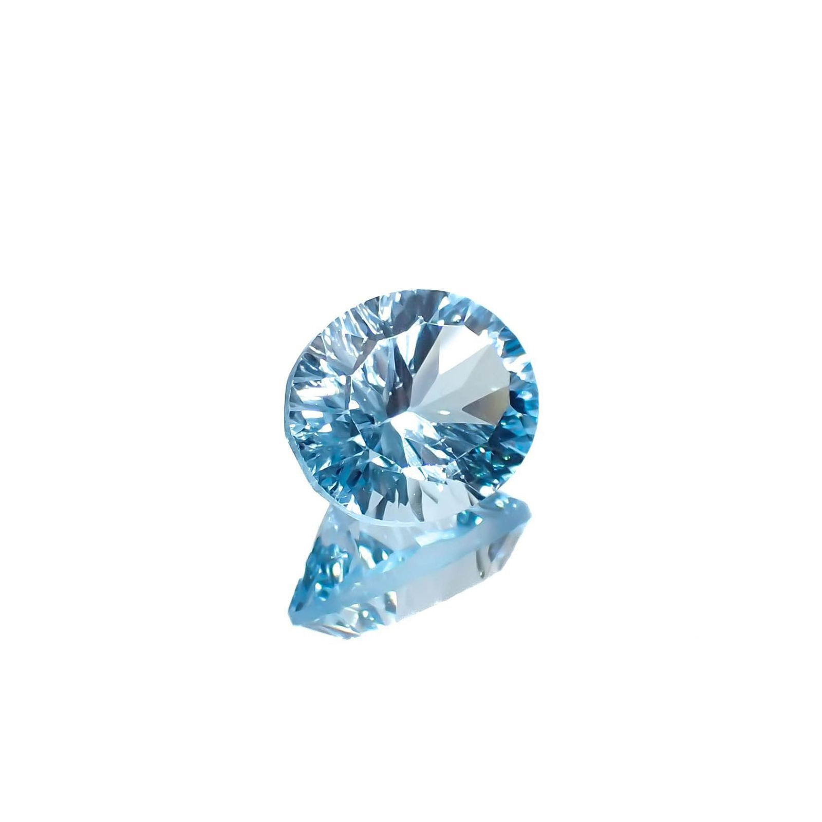 ブルートパーズ ブラジル産 4.50ct / 10.9x9mm前後 [251019353]