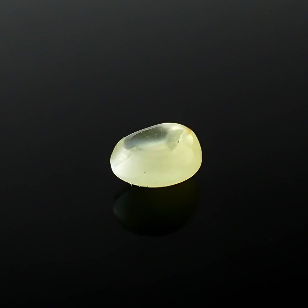 クリソベリルキャッツアイ(宝石名クリソベリル・キャッツアイ)スリランカ産 0.61ct 識別済[231225015]5x4mm前後