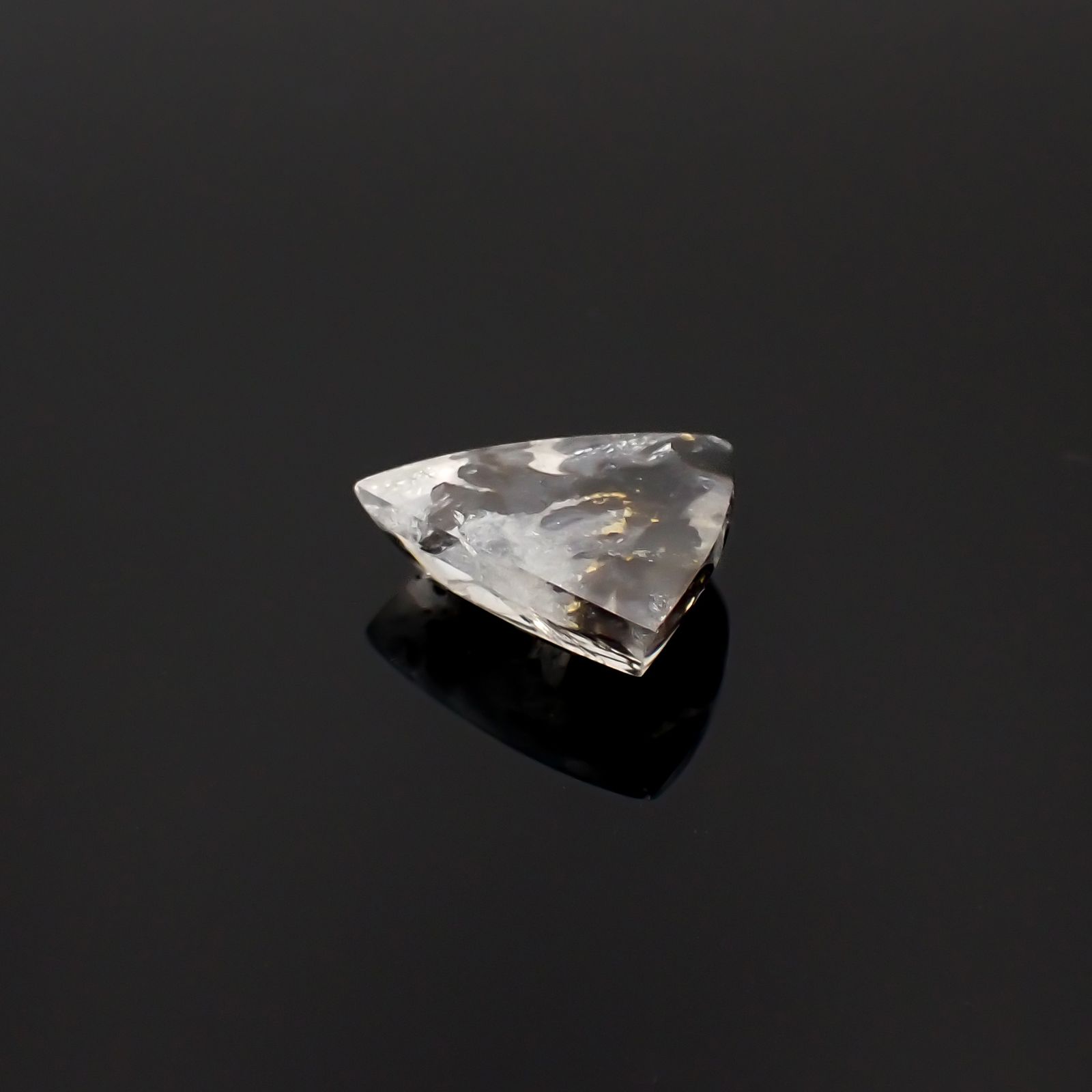 デンドリチッククォーツ ブラジル産 6.22ct[231023711]15.3x12.5mm前後