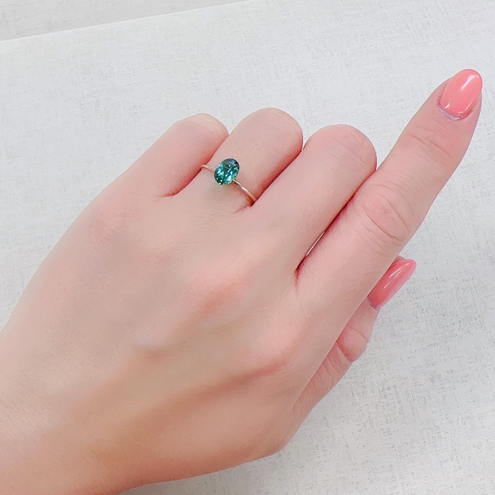 ブルーグリーントルマリン ブラジル産 0.90ct[230320975]7.1x5.2mm前後