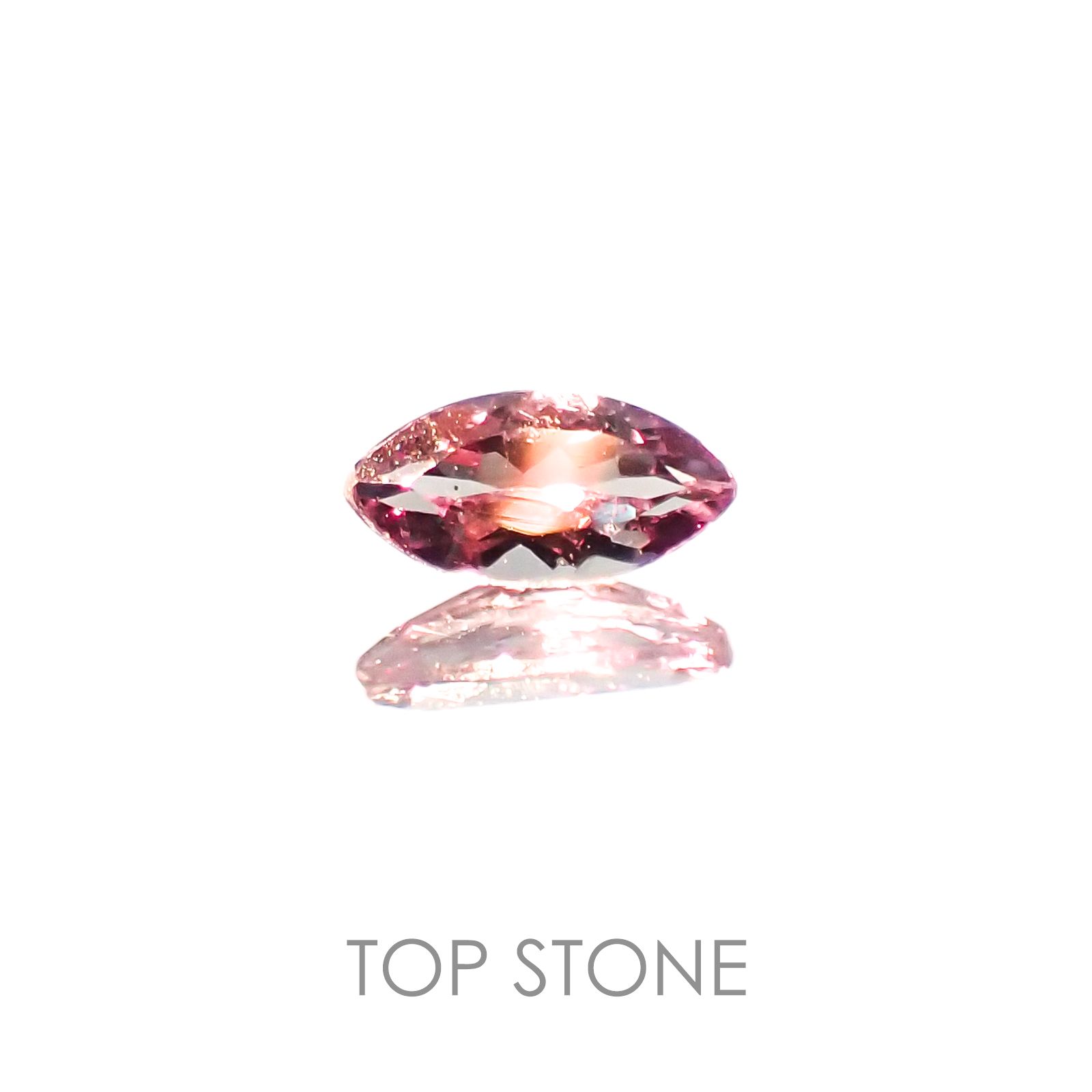 カラーチェンジガーネット(アレキタイプ)(宝石名ガーネット/カラーチェンジタイプ) マダガスカル・ベキリー産 0.18ct 識別済[20106600]5.1×2.6mm前後