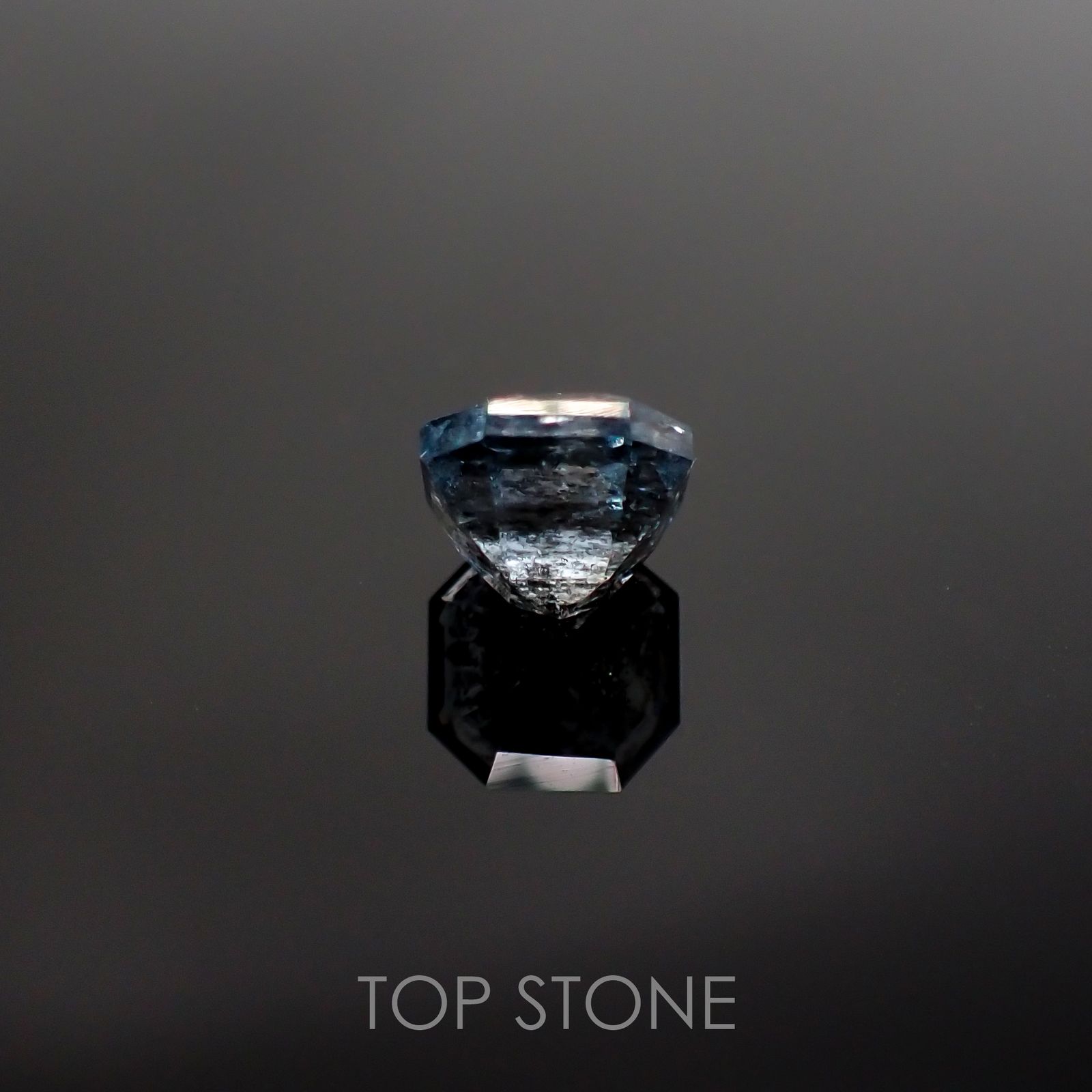 ◇カスタムカット◇アベンチュリンアクアマリン ブラジル産 ルース 1.88ct[210712982]7.1×7mm前後