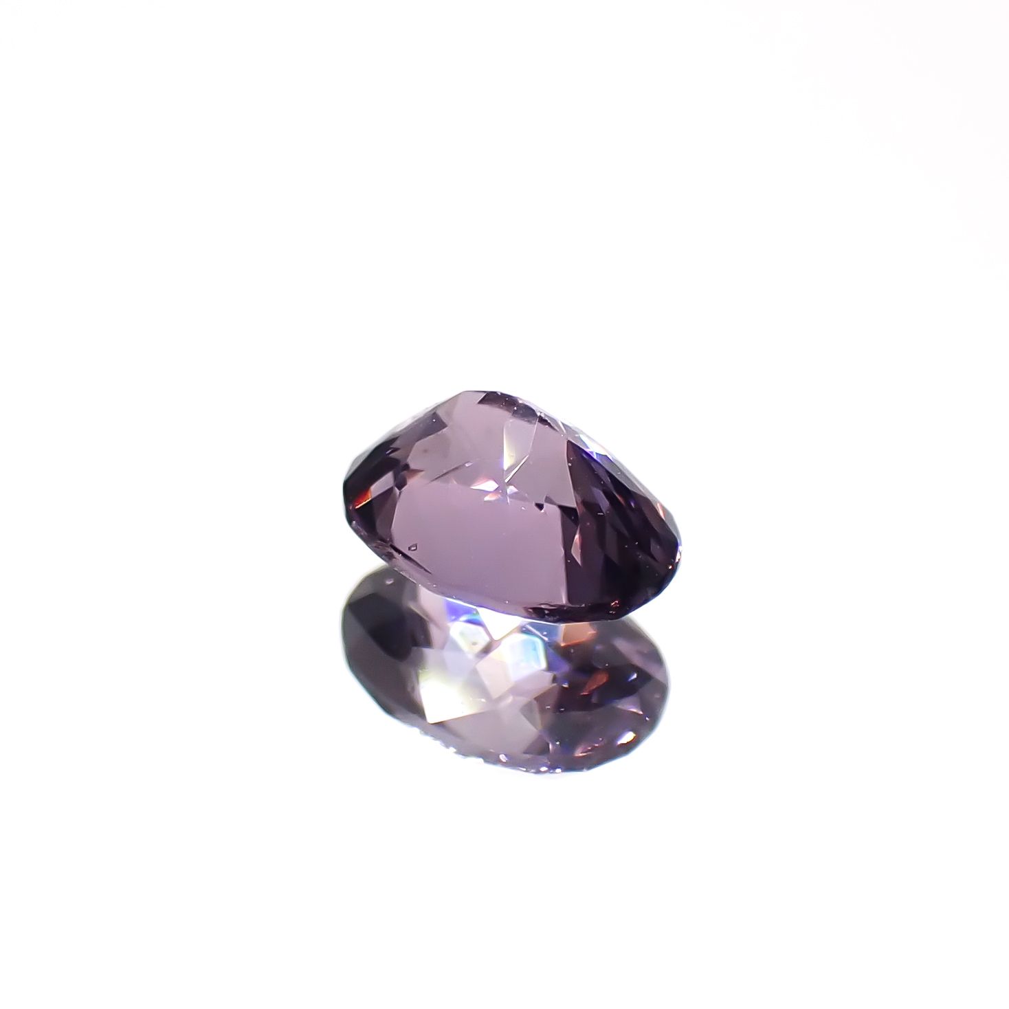 パープルスピネル(宝石名スピネル)ビルマ/マダガスカル産 0.37ct 識別済[241029266]4.9x3.6mm前後