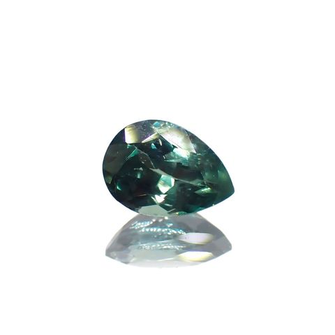 アレキサンドライト(宝石名アレキサンドライト)インド産 0.52ct 識別済[221219406]5.7x4.1mm前後
