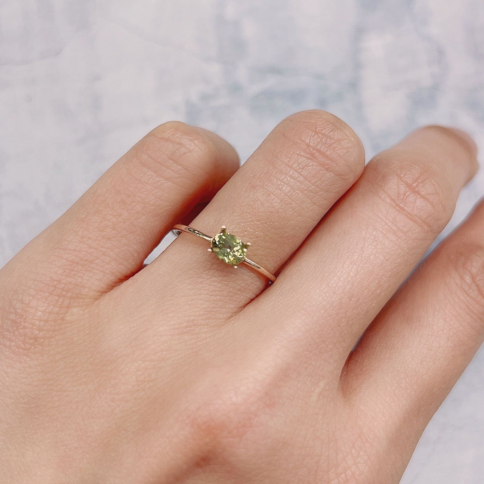 ゴールドシーンサファイア(宝石名シーン・サファイア) ケニア産 0.48ct 識別済[20129297]5.2×4mm前後
