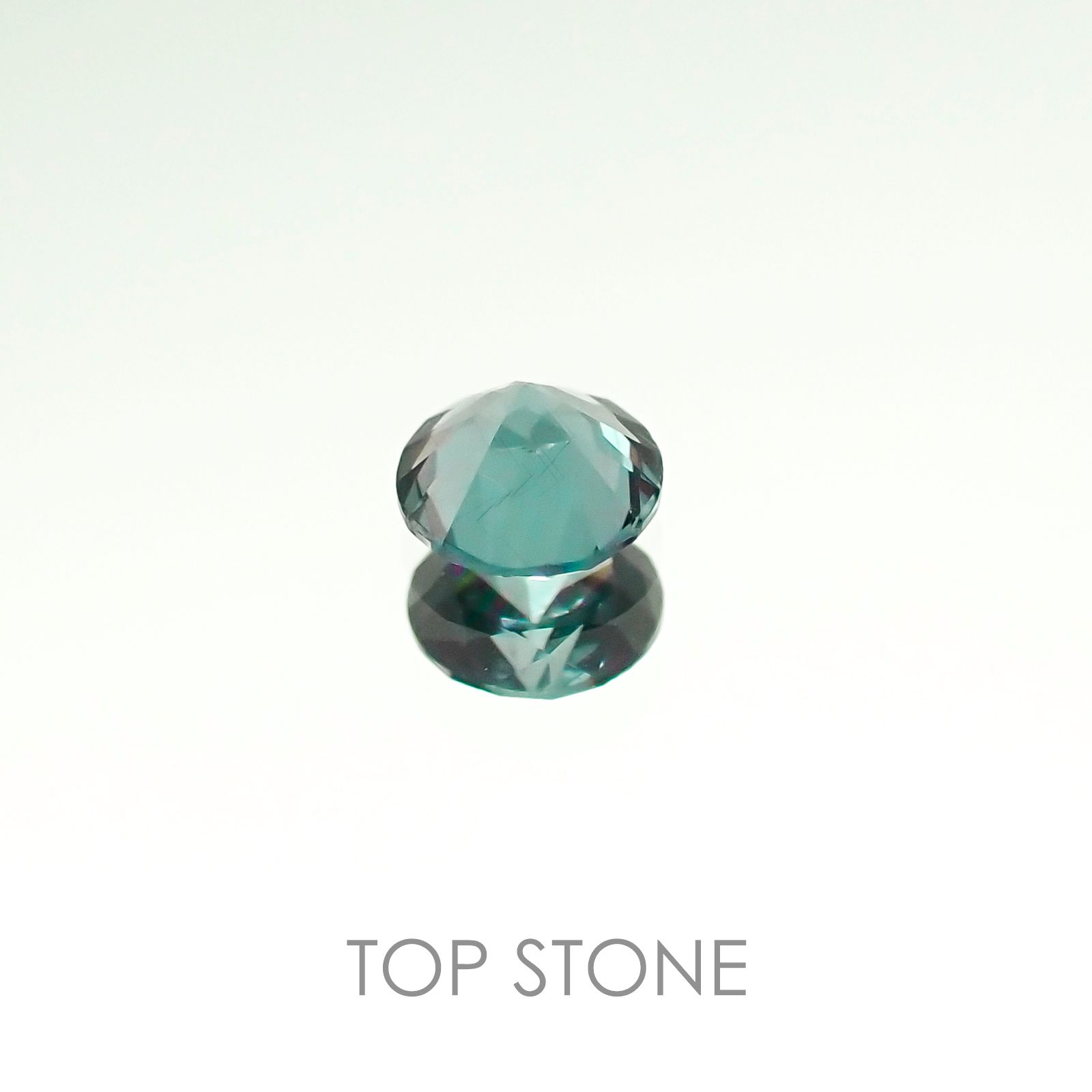 カラーチェンジガーネット(アレキタイプ) マダガスカル・ベキリー産 ルース 0.225ct[20106636]3.6×3.6mm前後