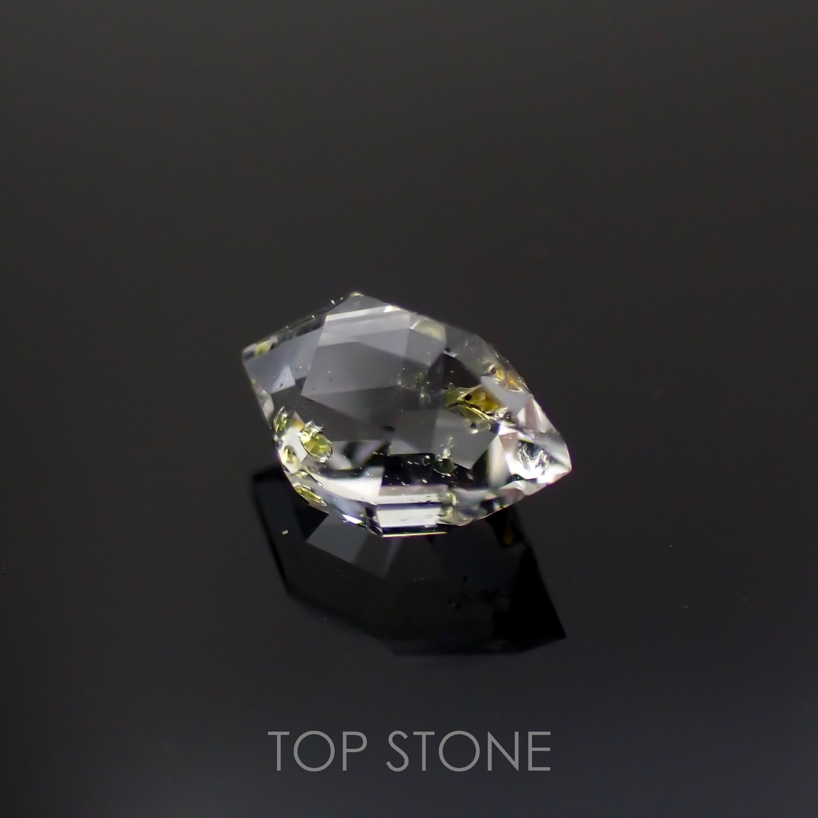 ◇カスタムカット◇オイルインクォーツ パキスタン産 0.62ct[221018543]7.1x4.6mm前後
