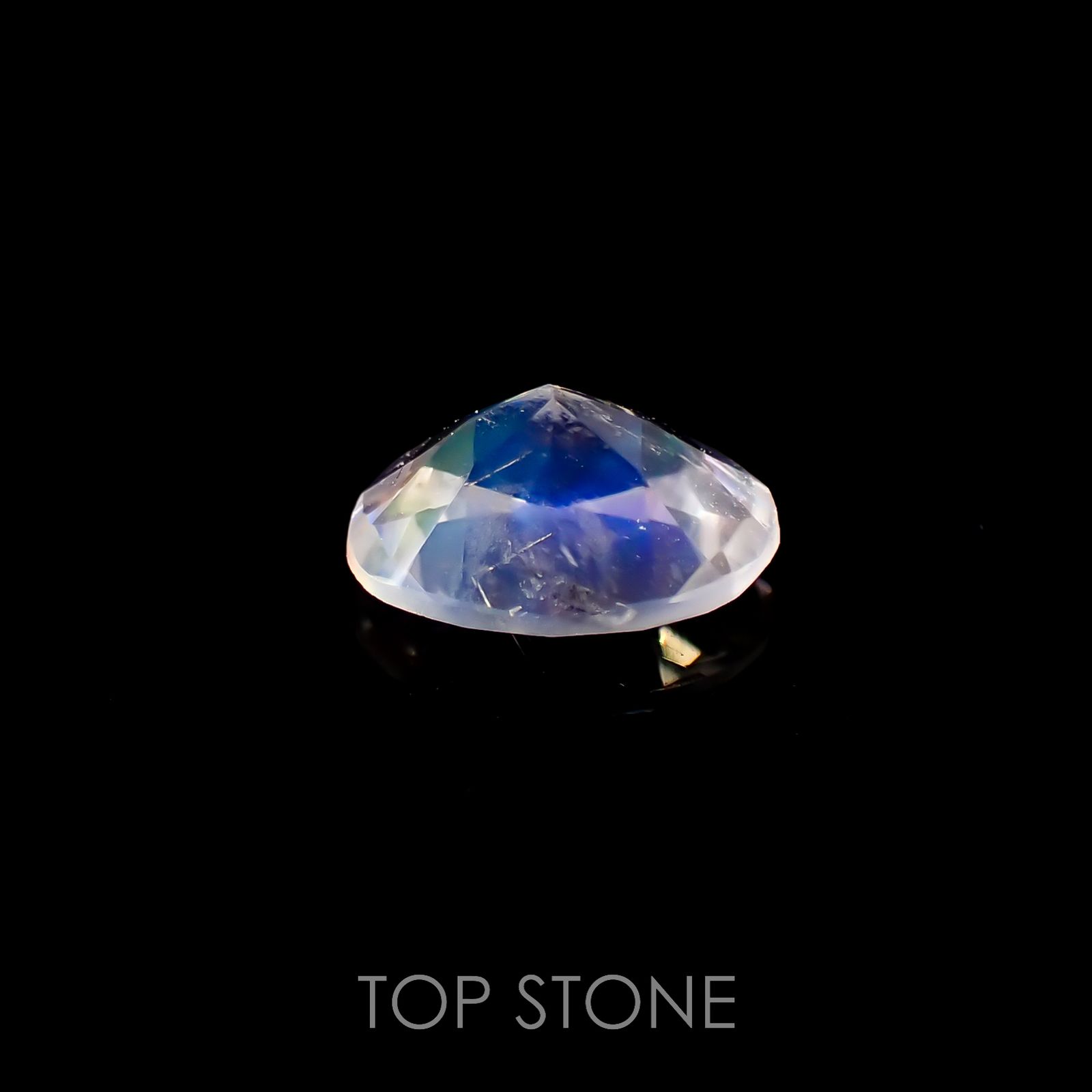 レインボームーンストーン(宝石名ラブラドライト)タンザニア産 1.08ct 識別済[220817476]8.1x6.4mm前後