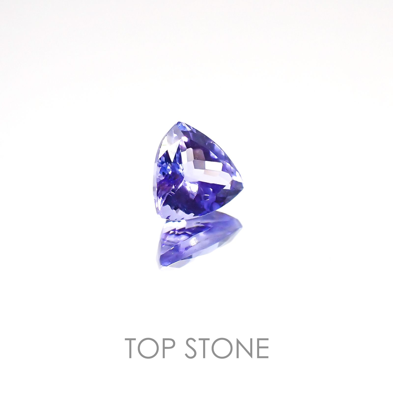 タンザナイト(ゾイサイト) タンザニア産 ルース 0.56ct[20117197]5.3×5.4mm前後