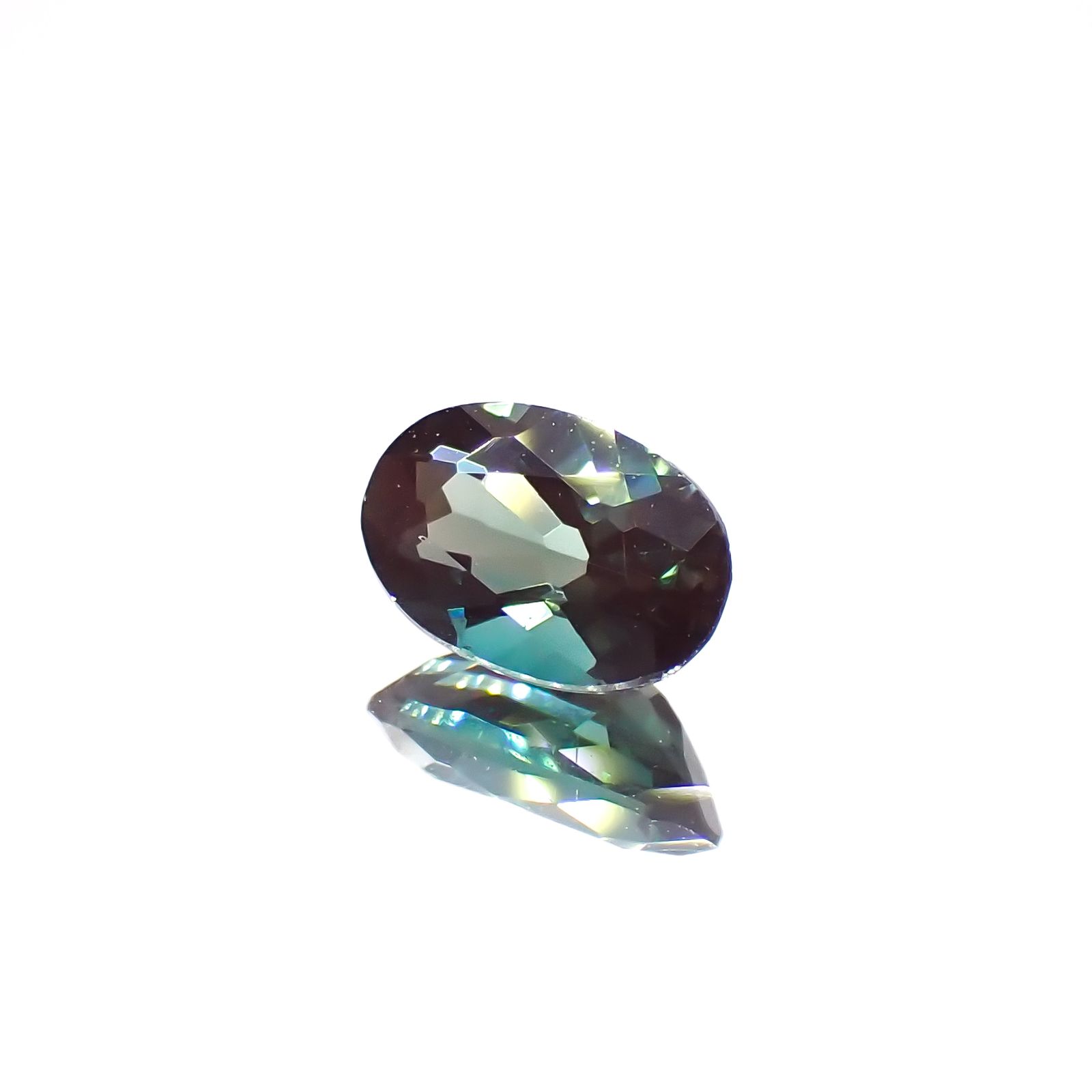カラーチェンジアンデシン モンゴル産 0.42ct[230421472]6x3.9mm前後