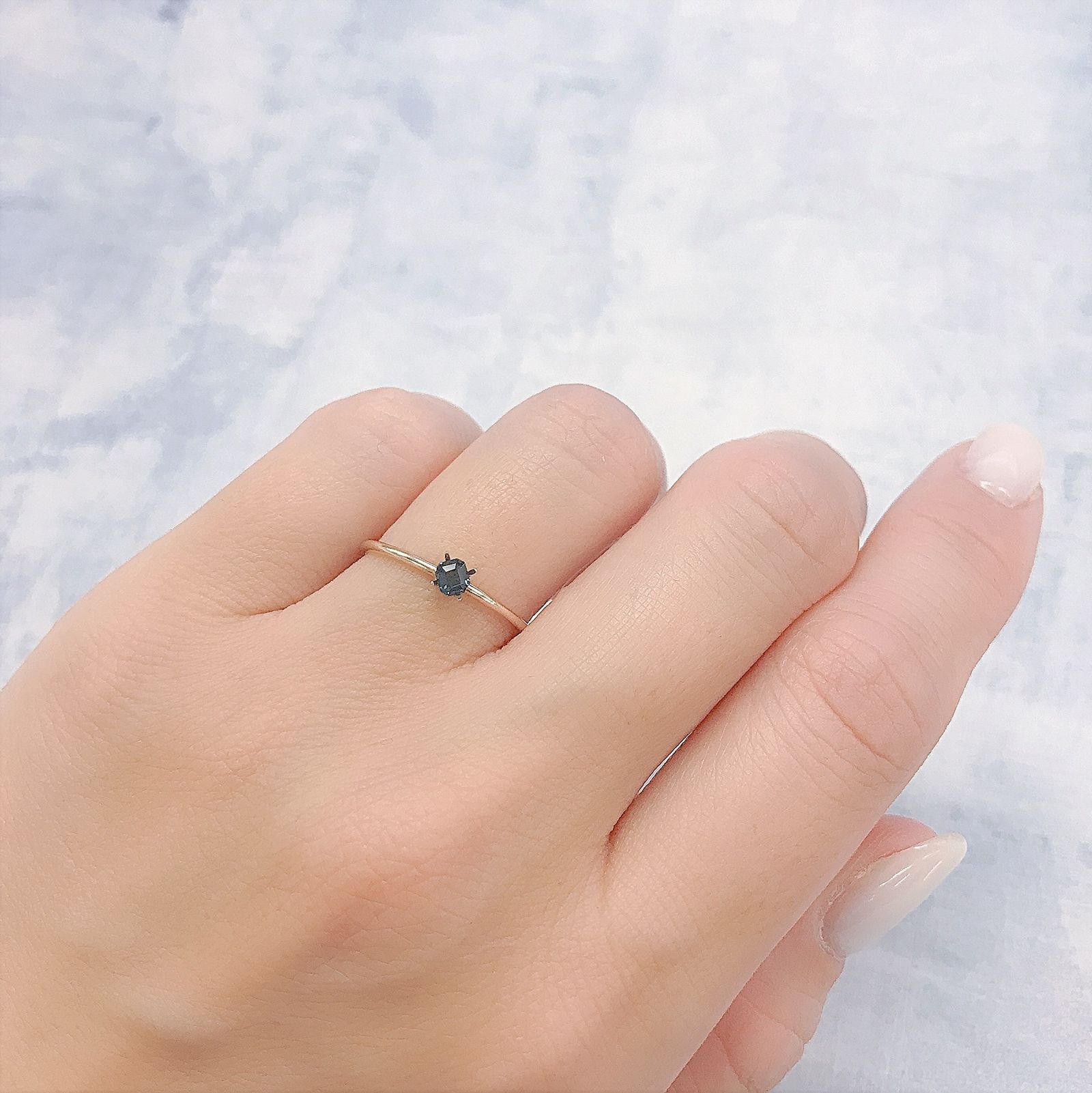 カラーチェンジガーネット アレキタイプ(宝石名ガーネット)マダガスカル・ベキリー産 0.16ct 識別済[220616543]3.1x2.8mm前後