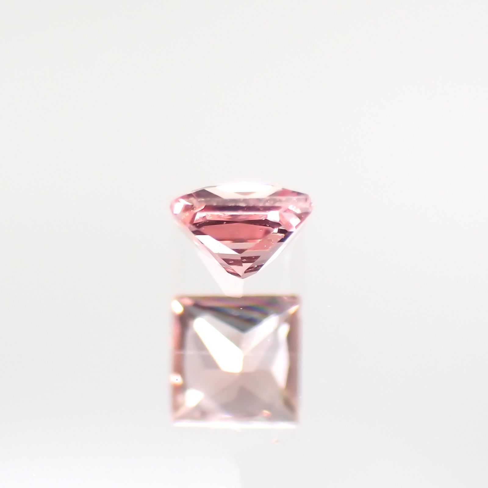 ◇プリンセスカット◇パパラチャサファイア ソーティング付き スリランカ産 ルース 0.08ct[210812610]2.3×2.3mm前後