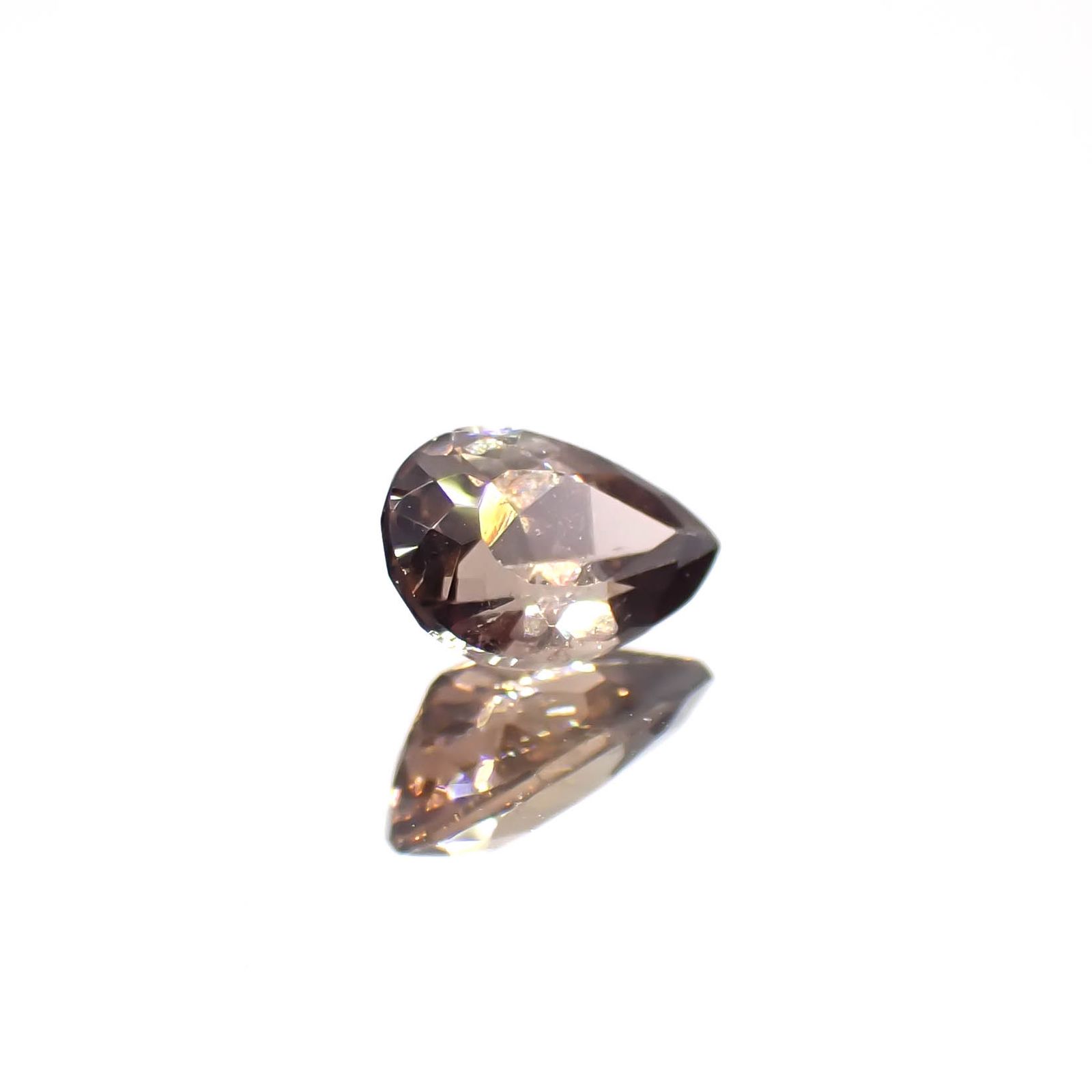 アキシナイト パキスタン産 0.31ct [250628146]5.4x3.4mm前後