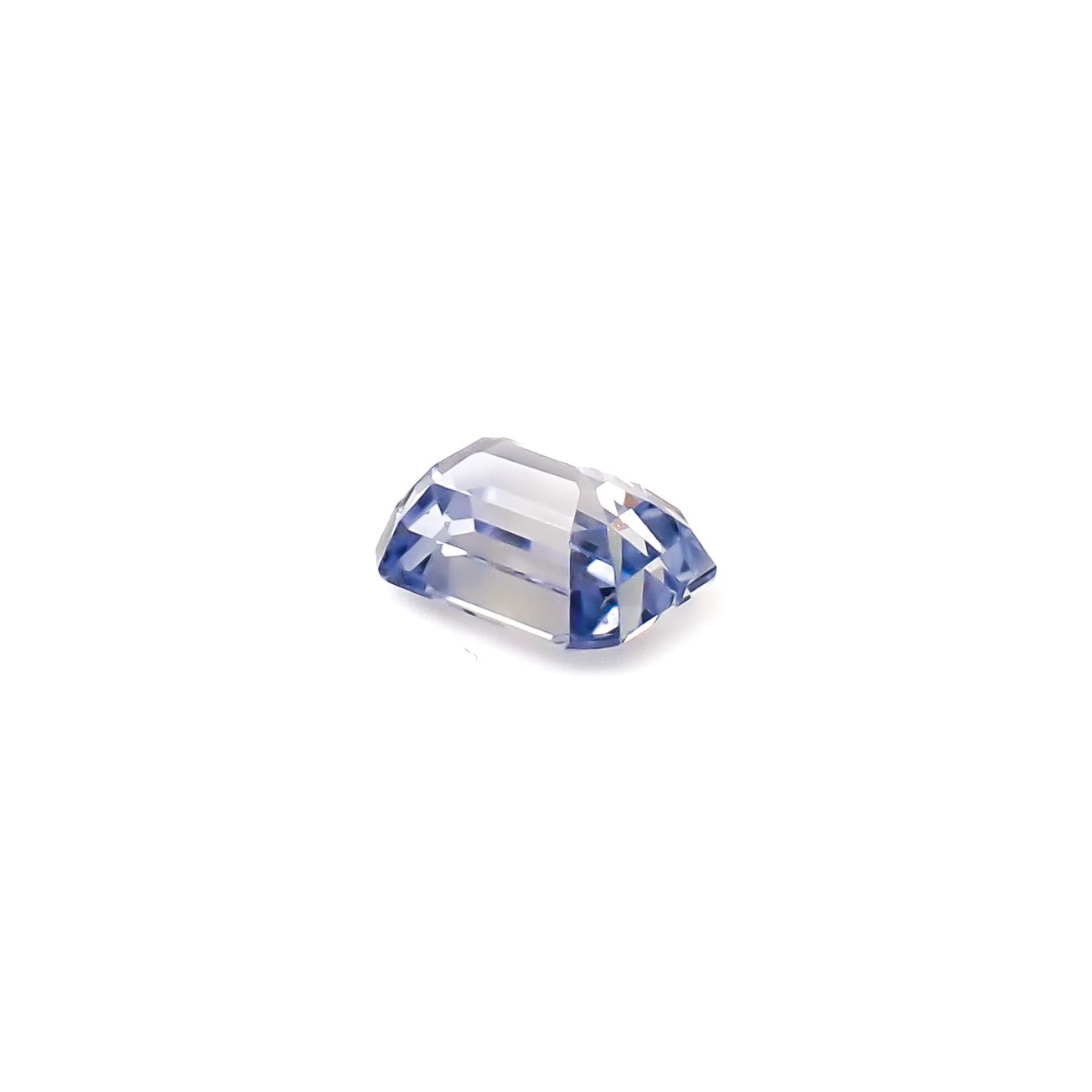 アイスブルーサファイア スリランカ/マダガスカル産 0.71ct / 5.4x4mm前後 [260732587]