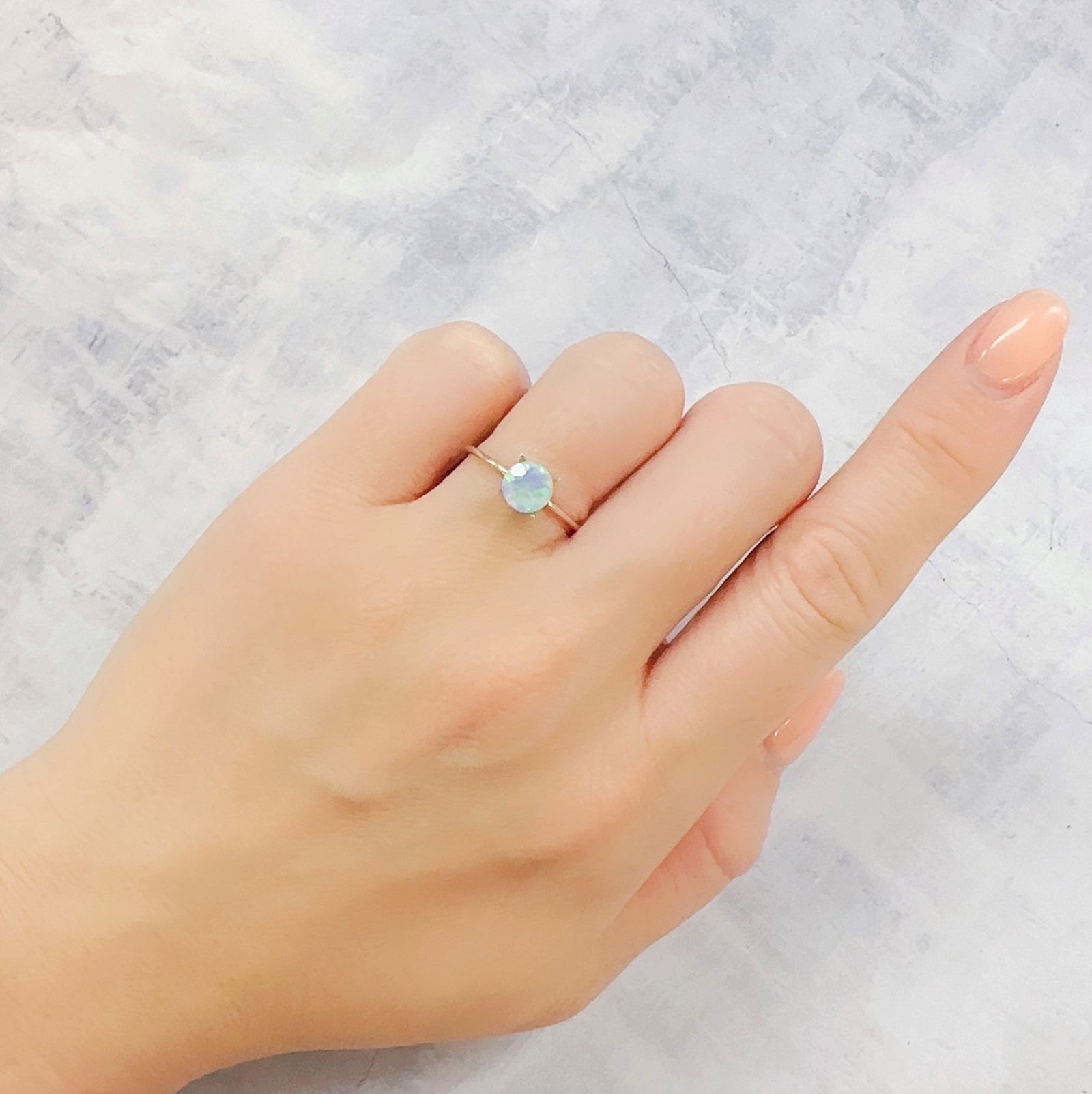 エチオピアオパール エチオピア産 0.58ct[230120030]6.1x6.1mm前後