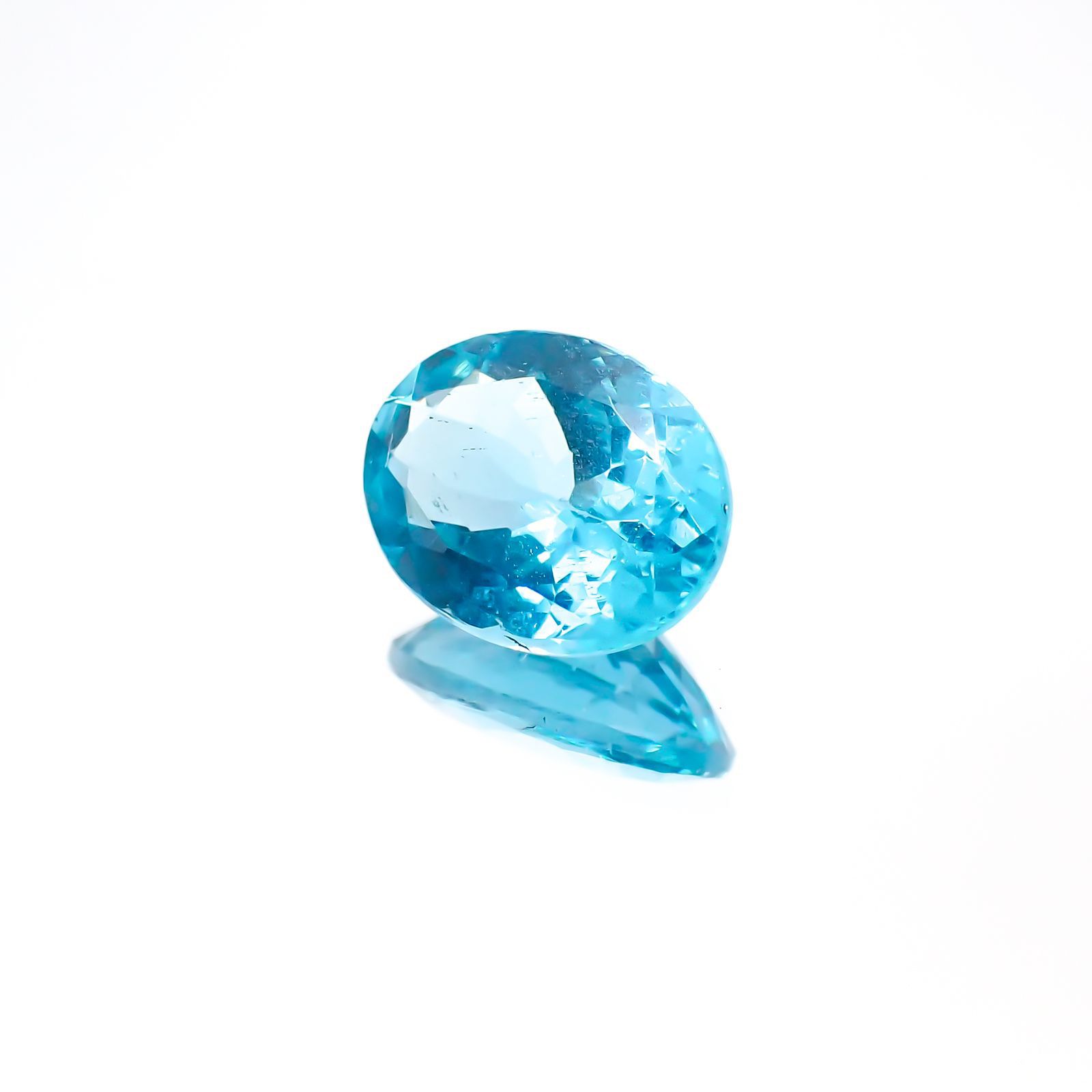 アパタイト(宝石名アパタイト)ブラジル産 1.79ct 識別済[230823188]9x7.1mm前後