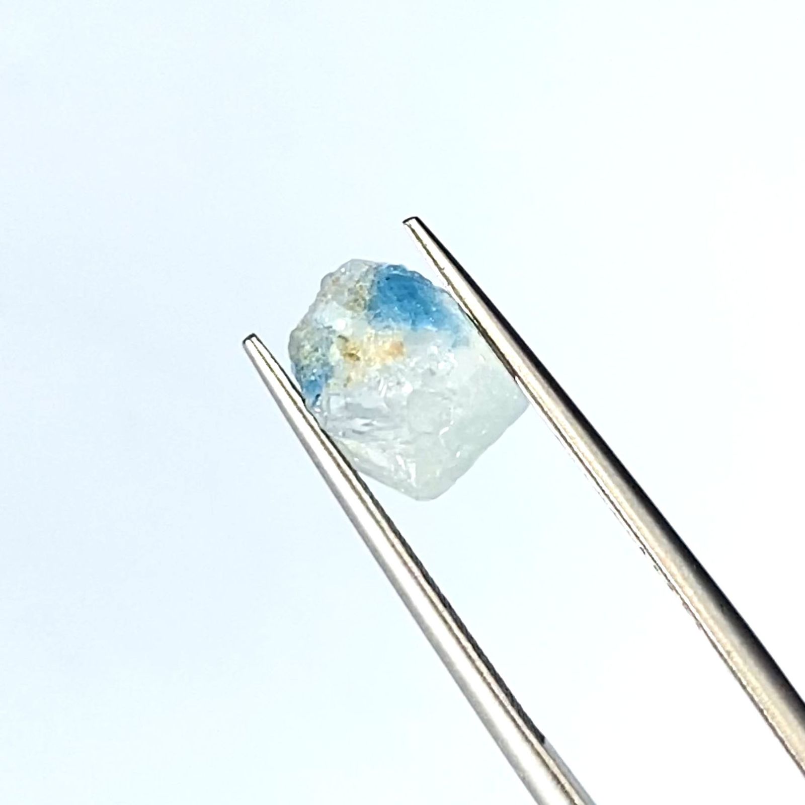 【ブラジル産】ユークレース原石 ユークレース 原石 ブラジル産 3.17ct[220115361]9.5x7mm前後