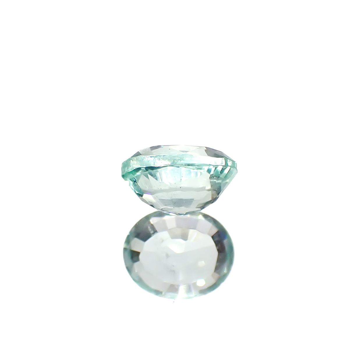 ミントベリル ブラジル産 0.37ct[240728592]5x4mm前後