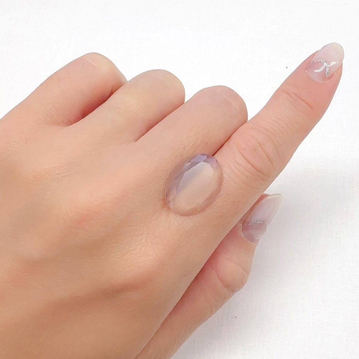 アイリスカルセドニー ブラジル・ミナスジェライス州産 5.41ct[240527811]17.9x13.2mm前後